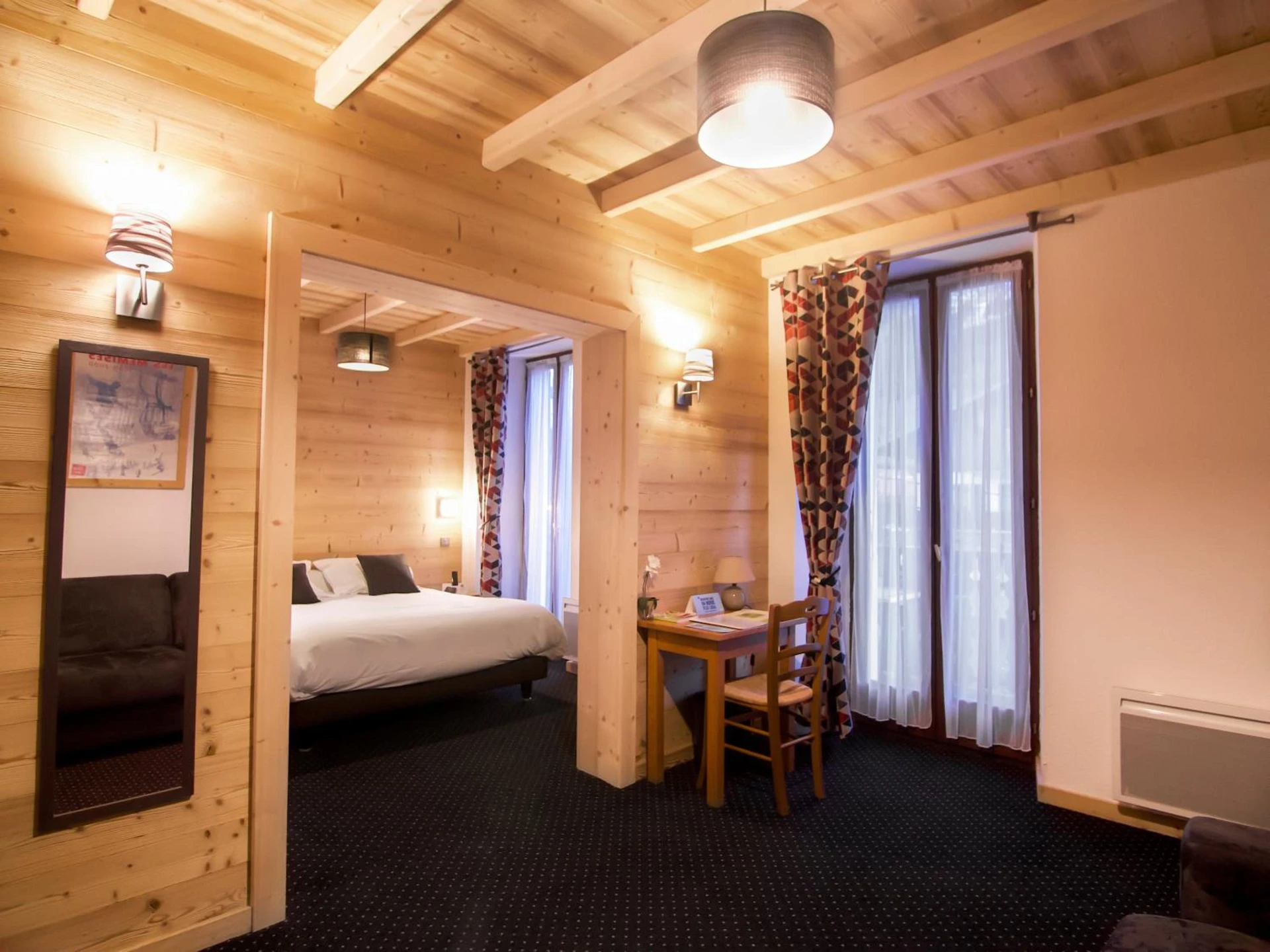 Ambiance de travail pour séminaire d'entreprise à Hôtel Le Bellevue - Thollon-les-Mémises