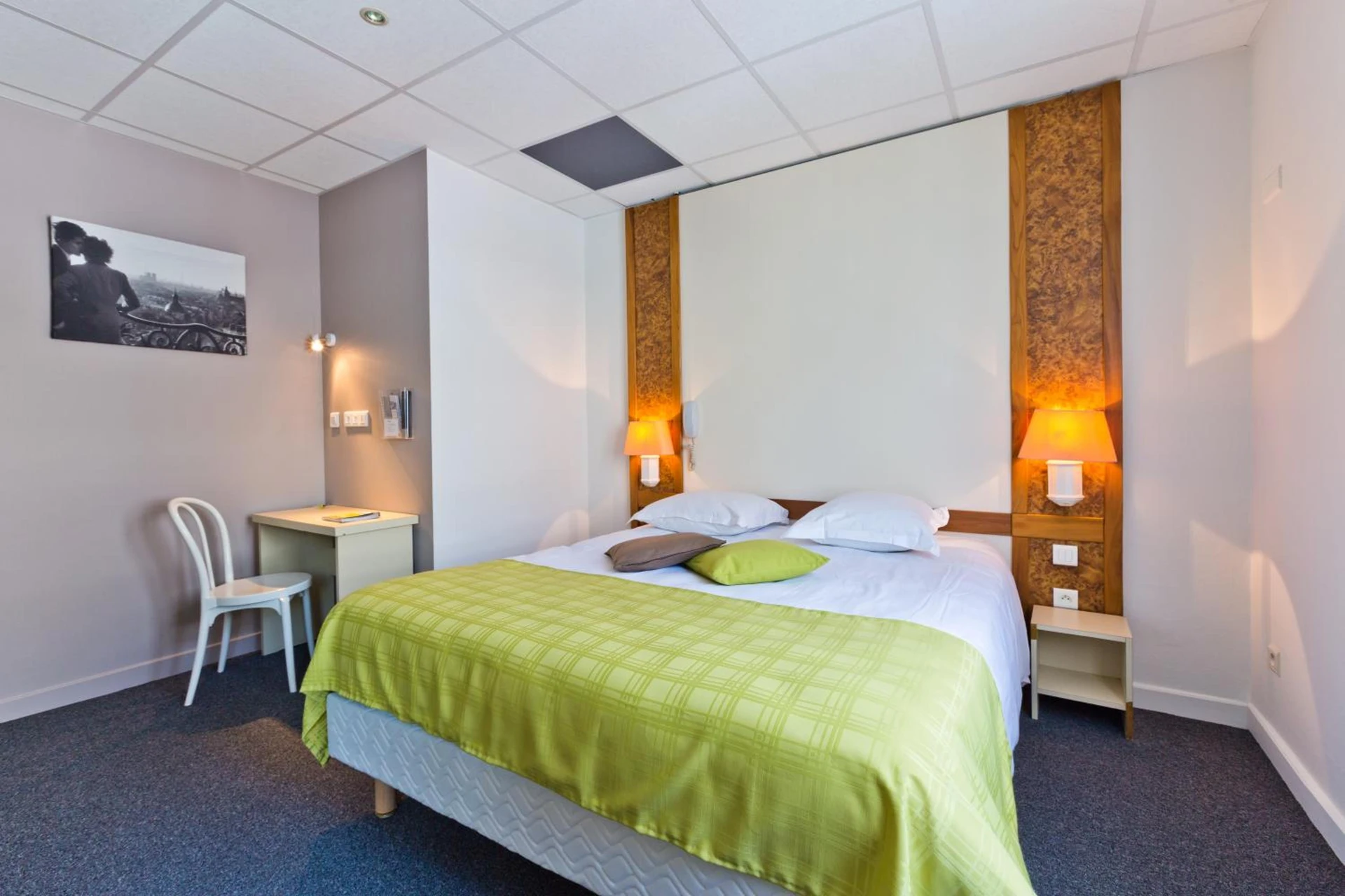 Chambre disponible pour un séminaire d'entreprise à Logis - Hôtel Restaurant Bellevue Annecy - Annecy