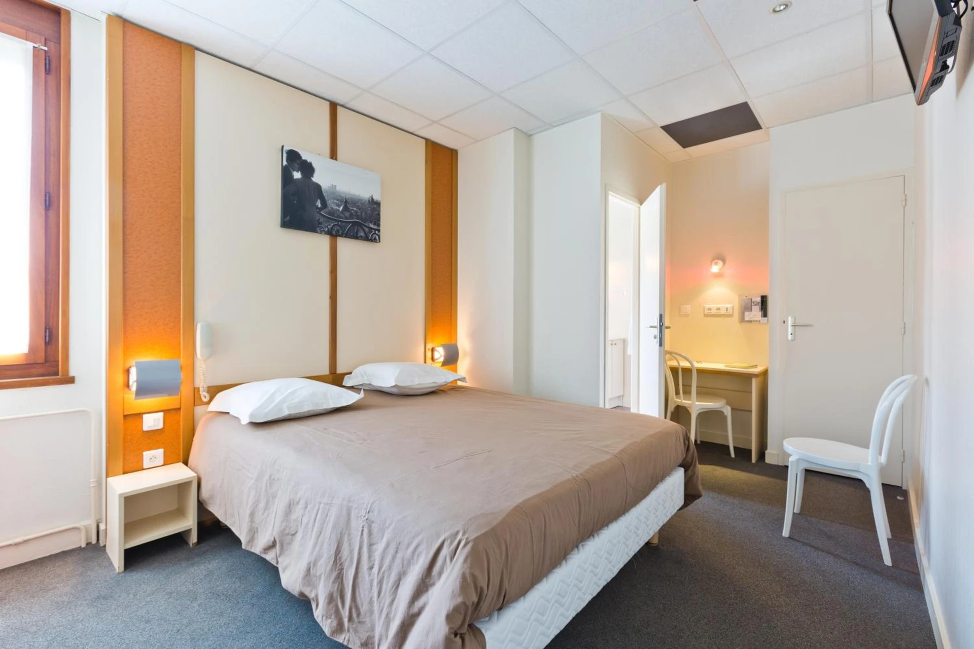 Magnifique chambre pour un séminaire d'entreprise à Logis - Hôtel Restaurant Bellevue Annecy - Annecy
