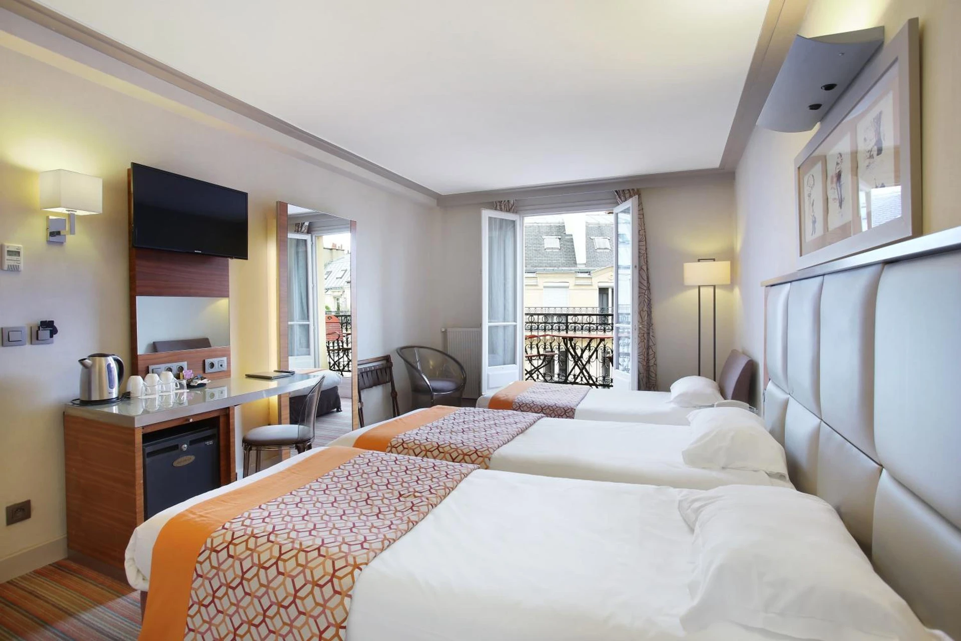 Chambre disponible pour un séminaire d'entreprise à Hotel Berne Opera - Paris