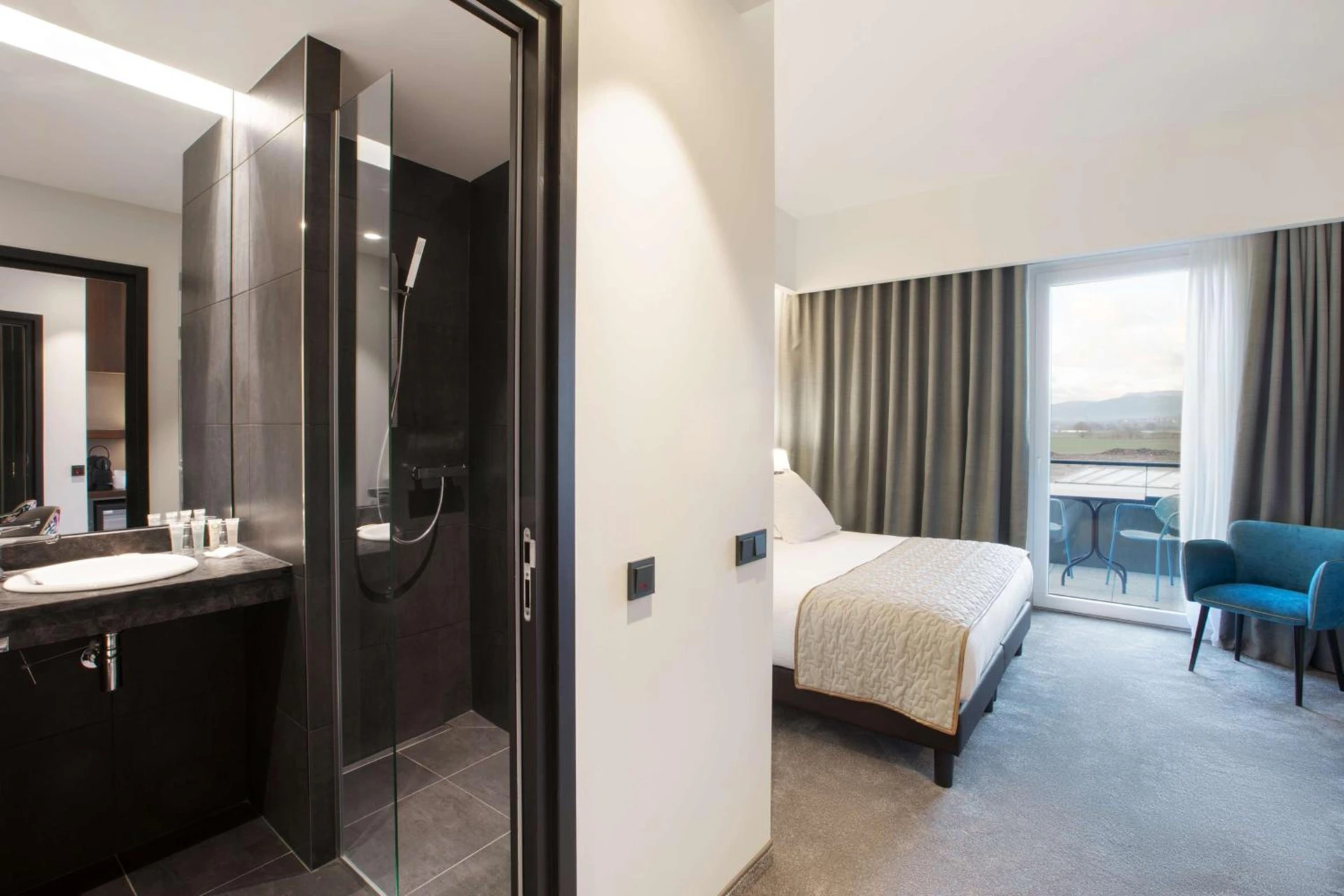 Chambre disponible pour un séminaire d'entreprise à Best Western Plus Hotel & Restaurant Les Humanistes Colmar Nord - Kourou