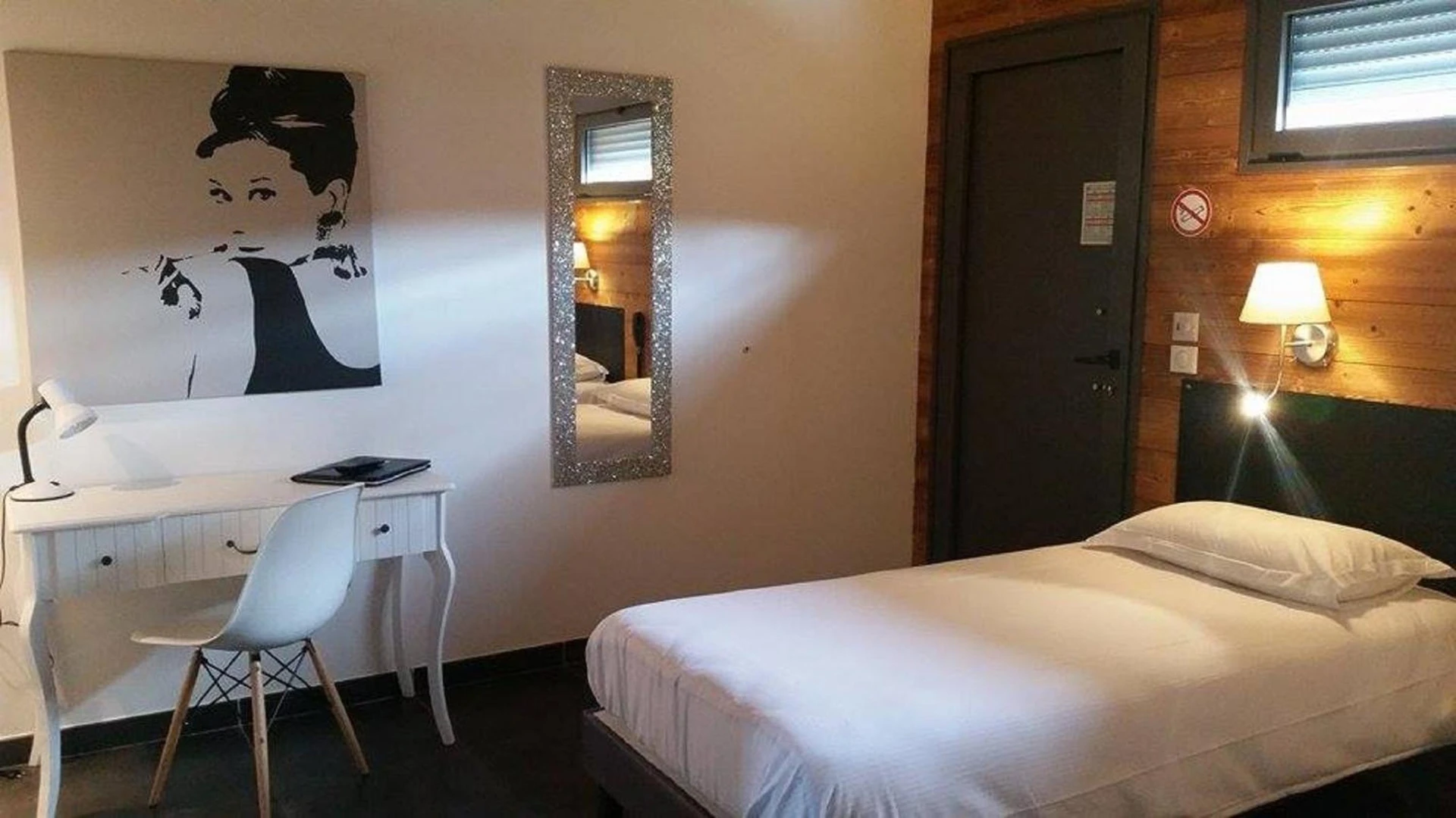 Magnifique chambre pour un séminaire d'entreprise à Bio-Motel - Lyon