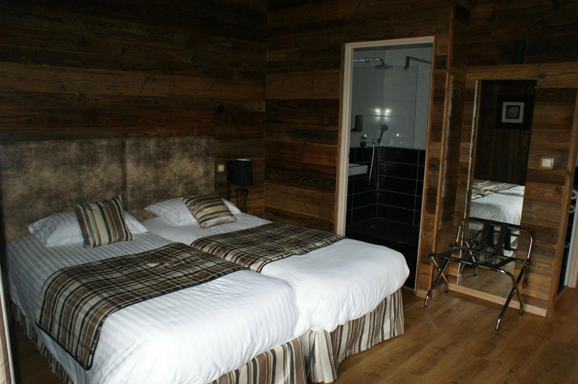Chambre disponible pour un séminaire d'entreprise à Hotel Blanc - Marigny-Saint-Marcel