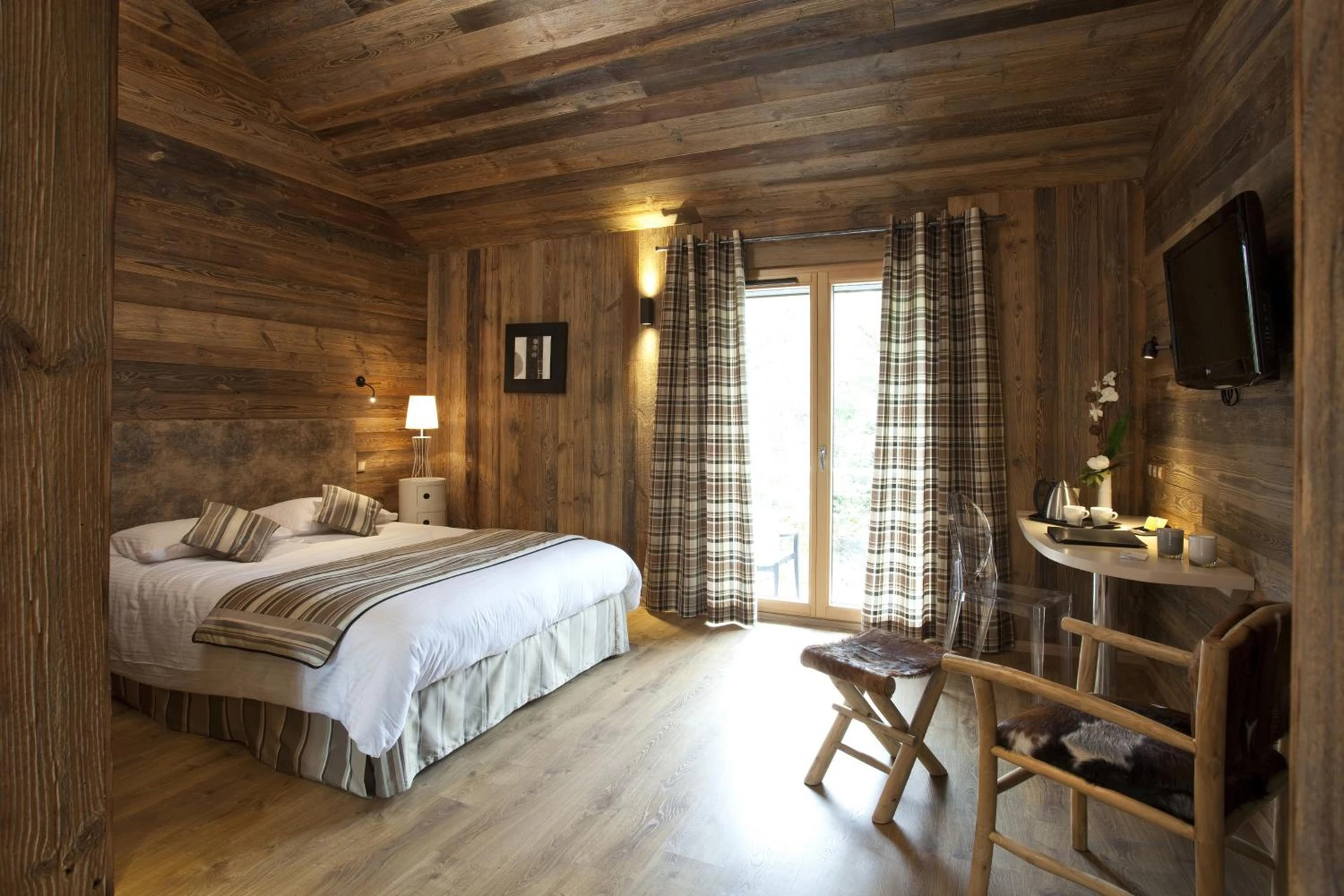 Magnifique chambre pour un séminaire d'entreprise à Hotel Blanc - Marigny-Saint-Marcel