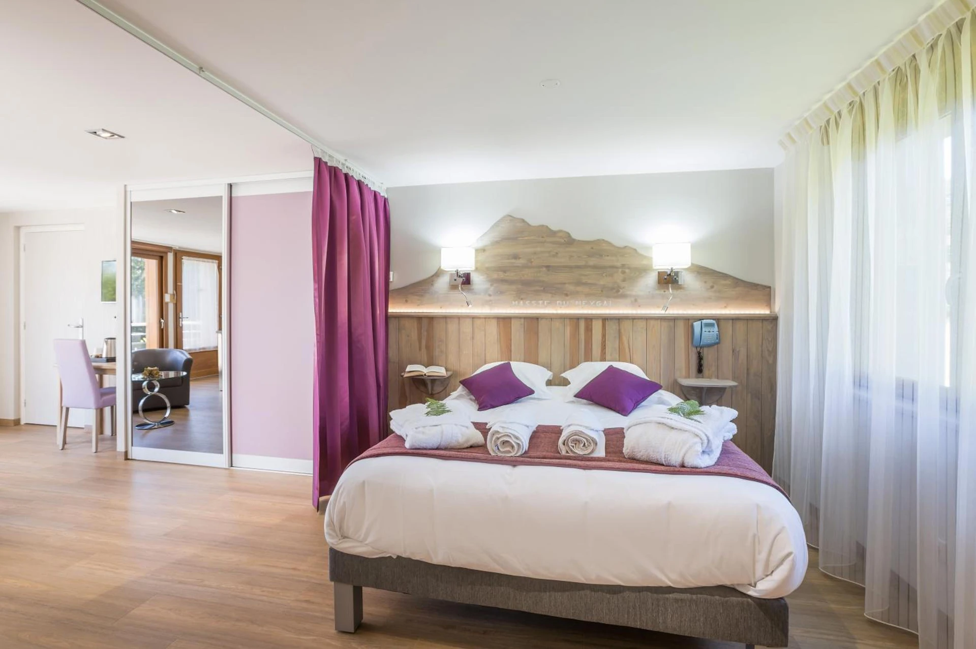 Chambre disponible pour un séminaire d'entreprise à Logis Hôtel Le Relais du Bois Vialotte - Morzine