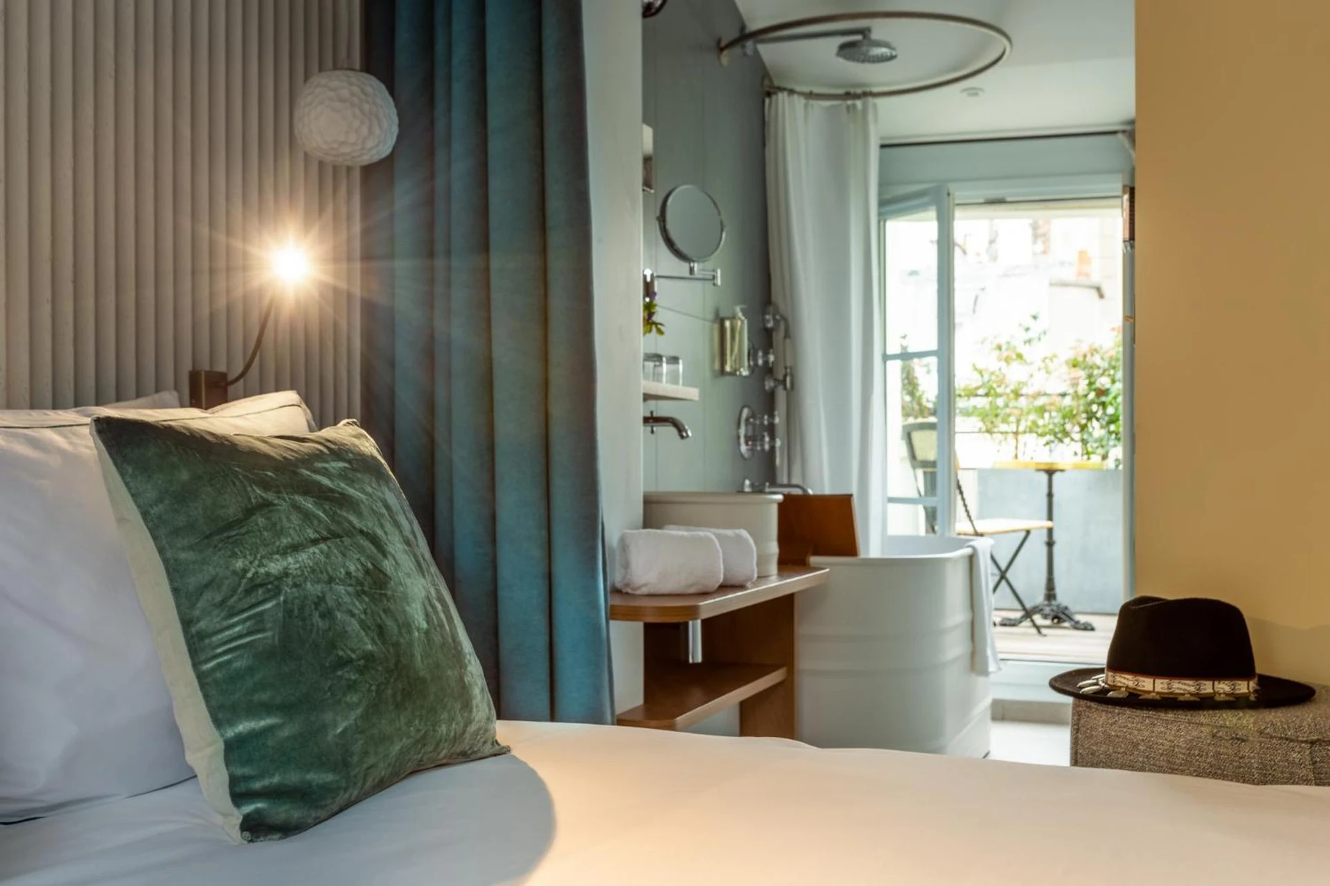 Chambre disponible pour un séminaire d'entreprise à Bonsoir Madame - Porto-Vecchio