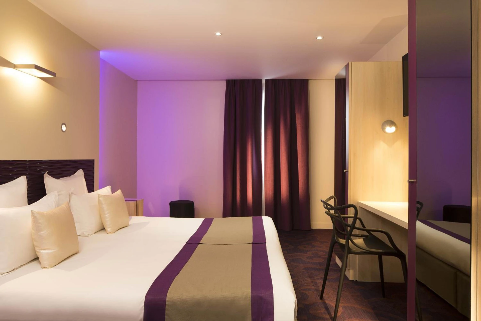 Chambre à Hôtel Brésil Opéra SPA - Organiser un séminaire d'entreprise à Paris