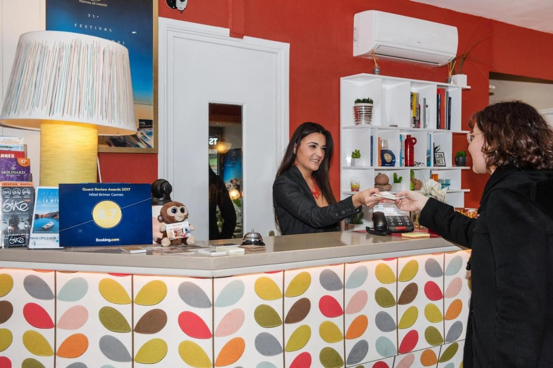 Lieu convivial pour un séminaire d'entreprise à Hôtel Brimer Cannes - Parentignat - En savoir plus 