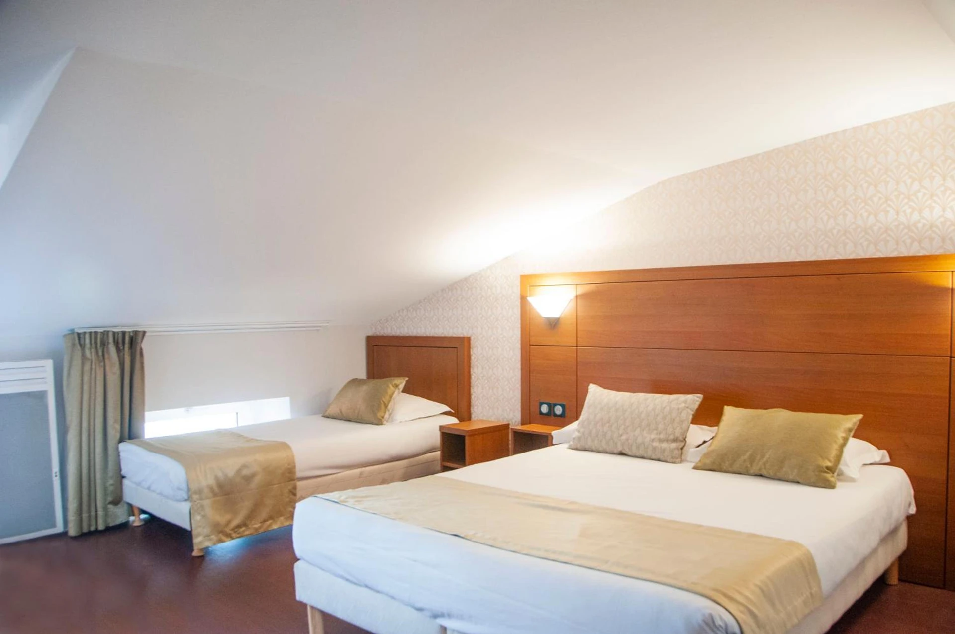 Chambre disponible pour un séminaire d'entreprise à The Originals City, Hôtel Bristol, Le Puy-en-Velay - Le Puy-en-Velay