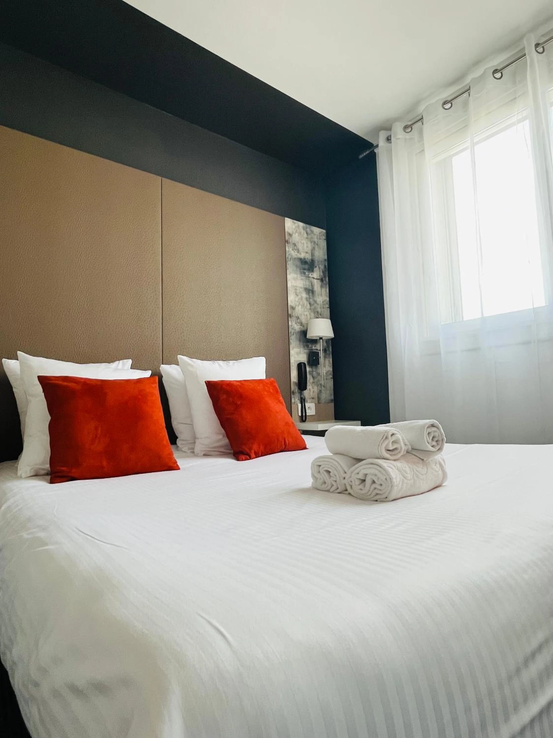 Chambre disponible pour un séminaire d'entreprise à L'Hôtel Bristol - Caen