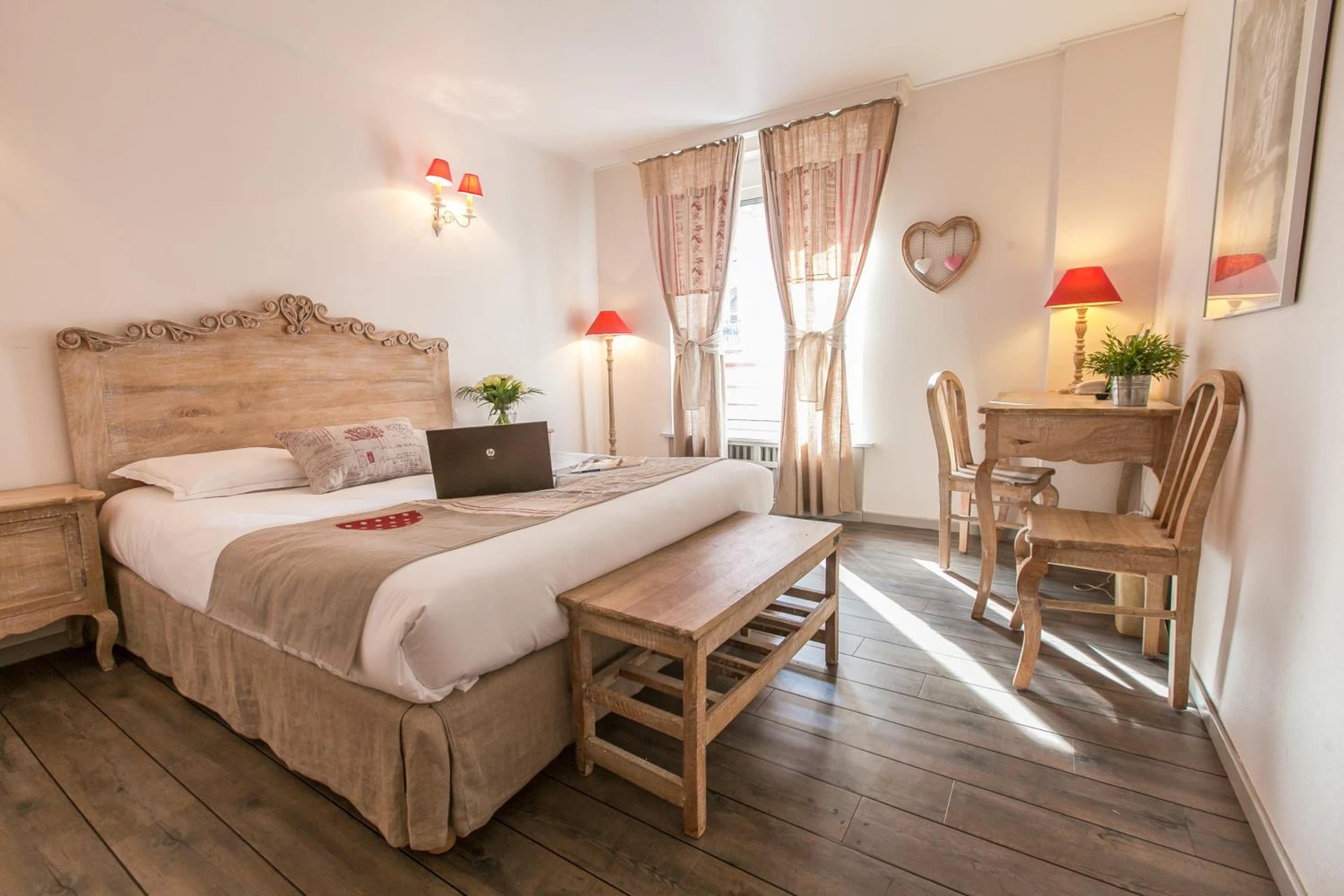 Organiser un séminaire d'entreprise : Brit Hotel Bristol Montbéliard Centre à montbeliard