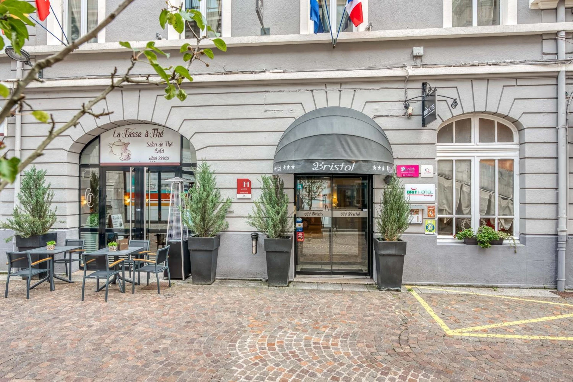 Organiser un séminaire d'entreprise : Brit Hotel Bristol Montbéliard Centre à montbeliard