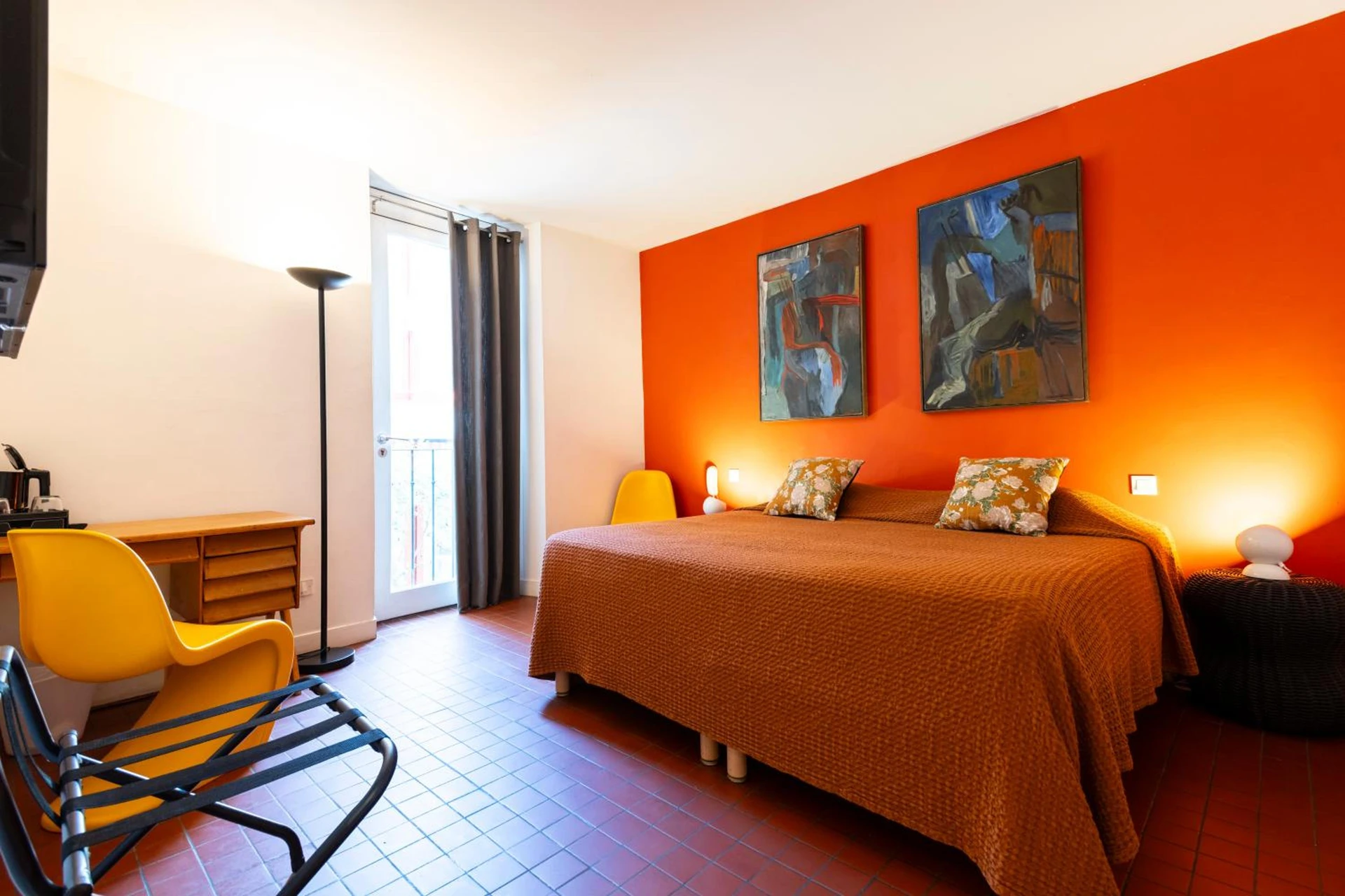 Chambre disponible pour un séminaire d'entreprise à Hotel Burrhus - Vaison-la-Romaine