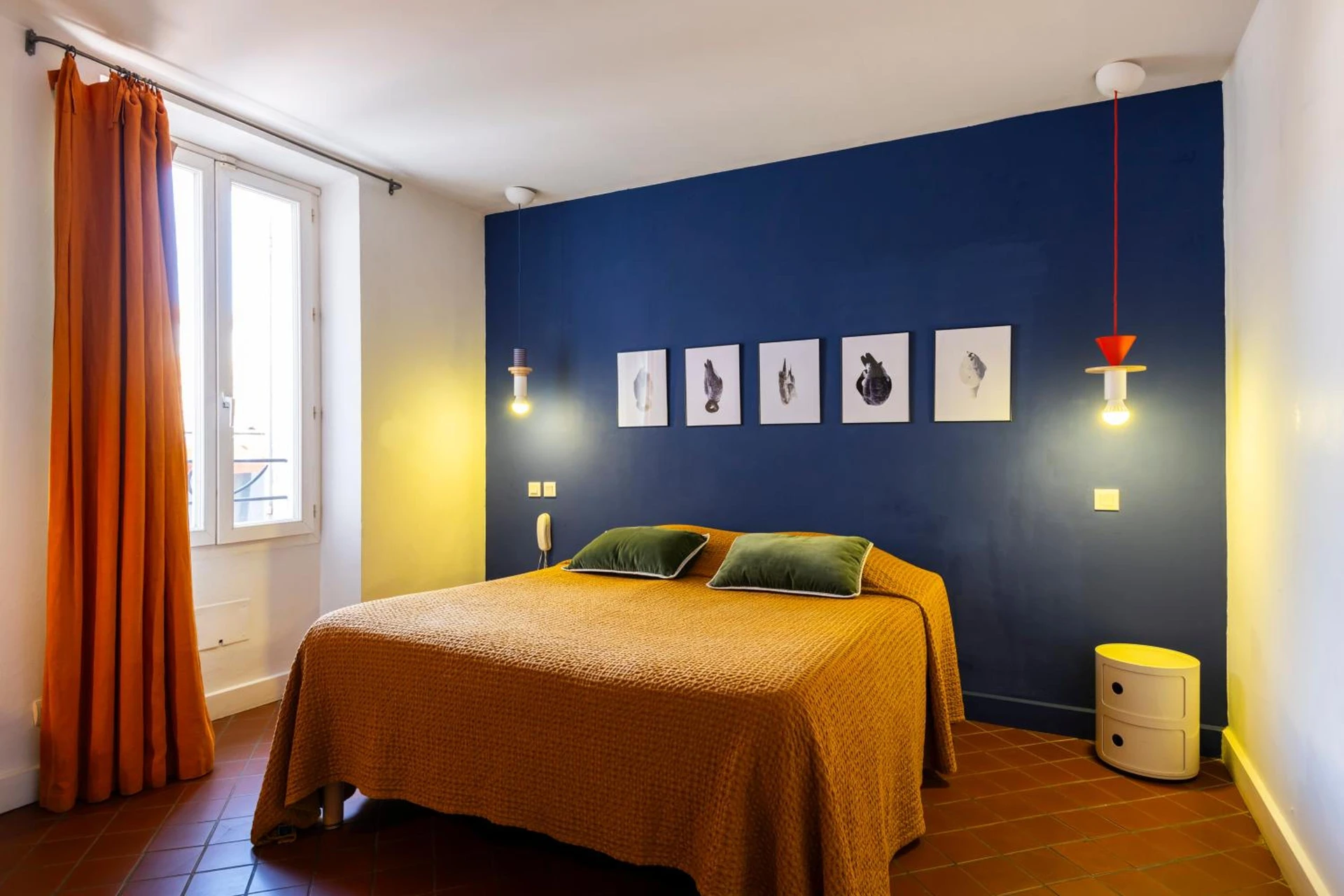 Magnifique chambre pour un séminaire d'entreprise à Hotel Burrhus - Vaison-la-Romaine