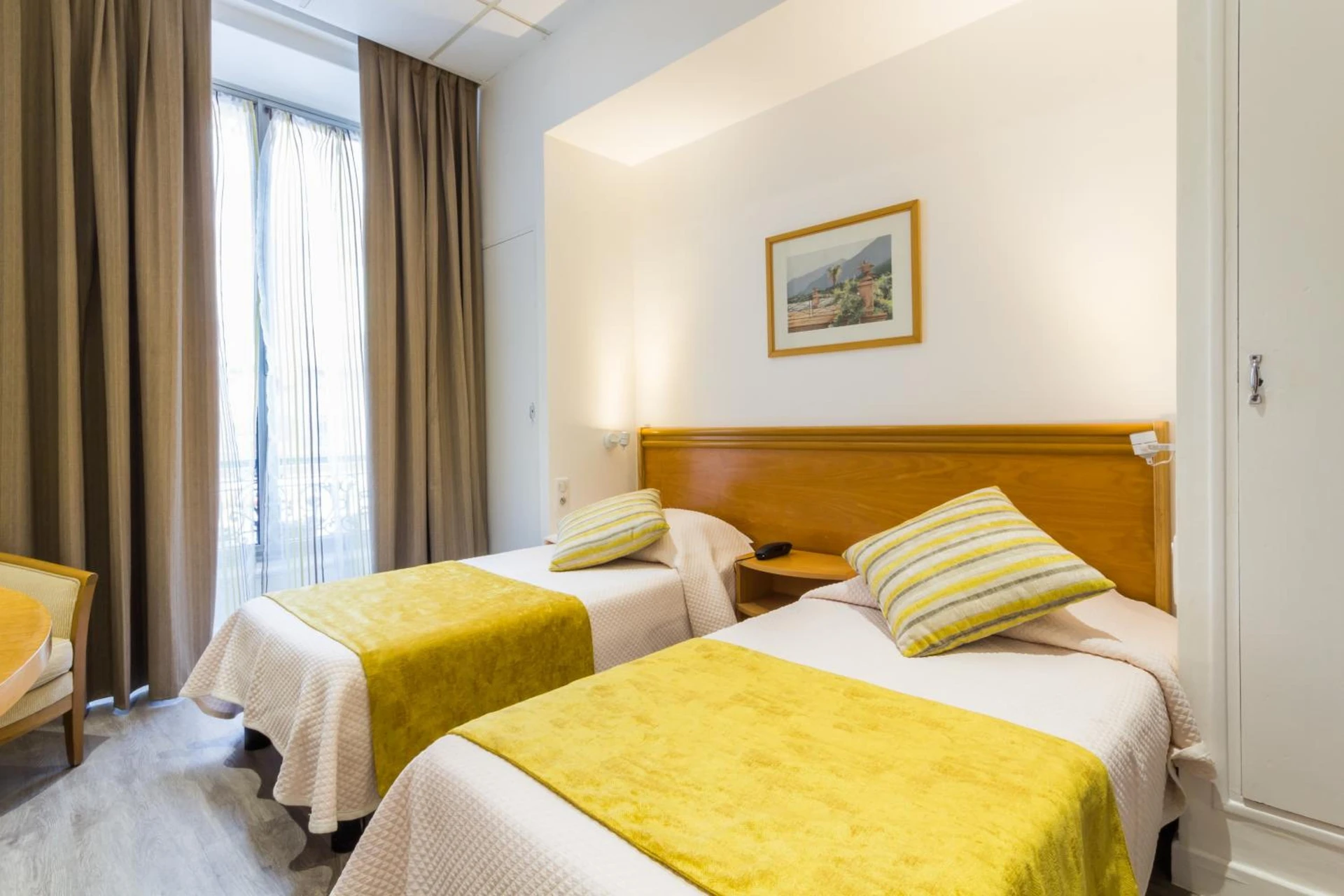Chambre à Hotel Busby - Organiser un séminaire d'entreprise à Nice