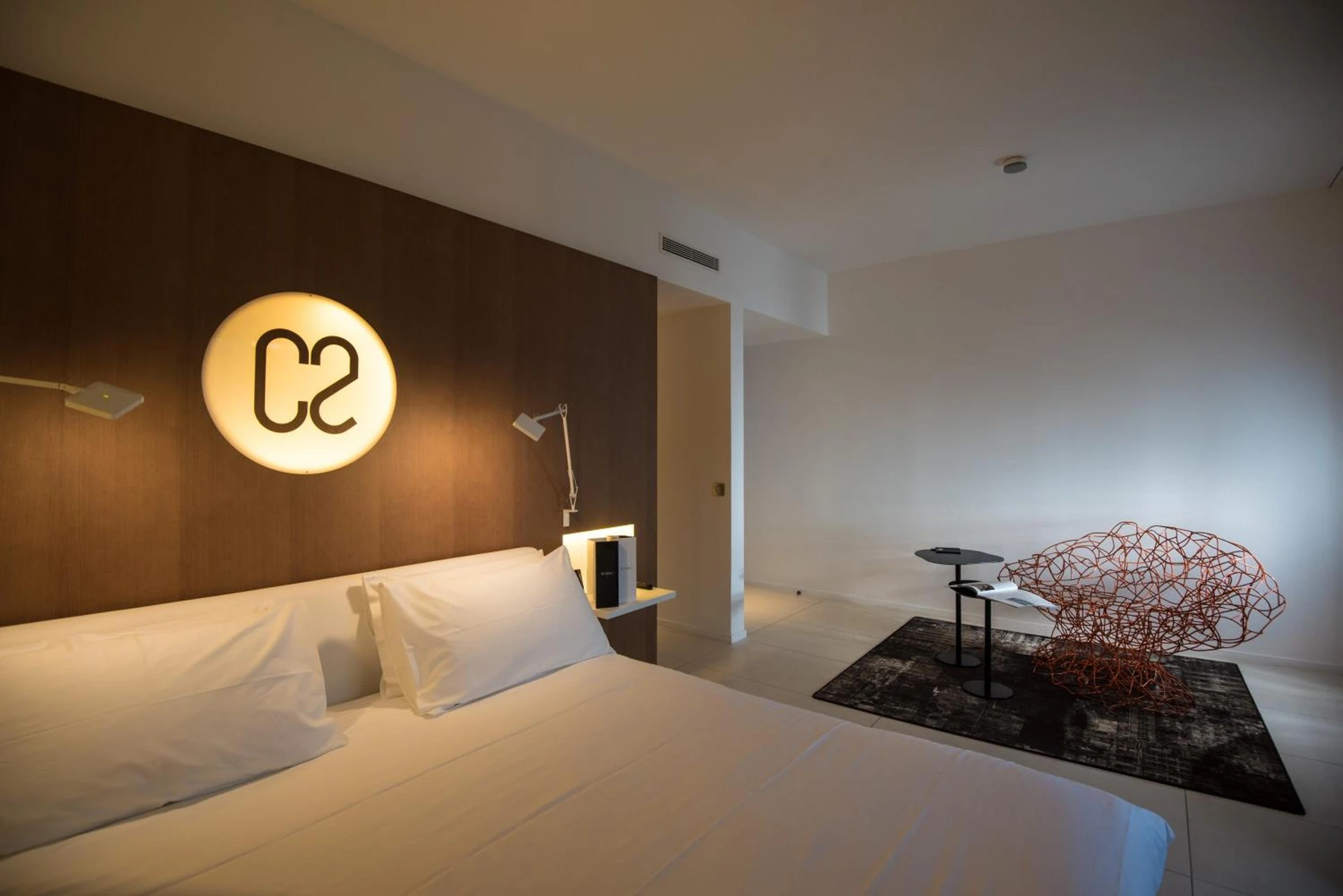 Chambre disponible pour un séminaire d'entreprise à Hotel C2 - Marseille