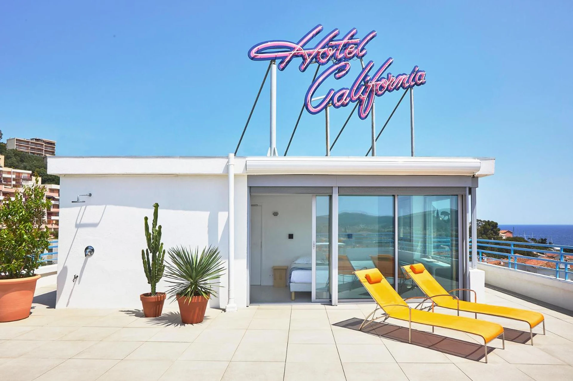 Organiser un séminaire d'entreprise : Hôtel California à le-lavandou