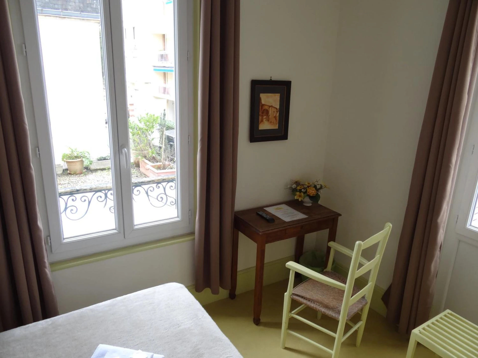 Chambre disponible pour un séminaire d'entreprise à Hotel California - Vichy