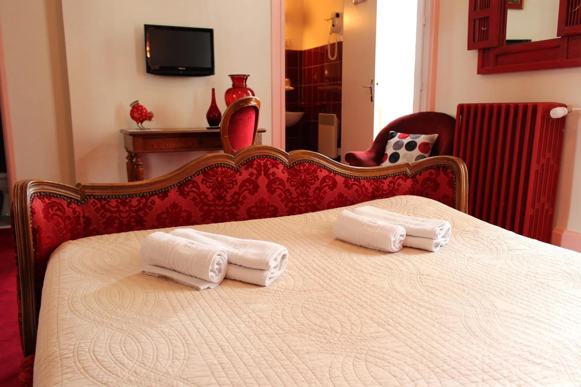 Chambre disponible pour un séminaire d'entreprise à Hotel California - Vichy