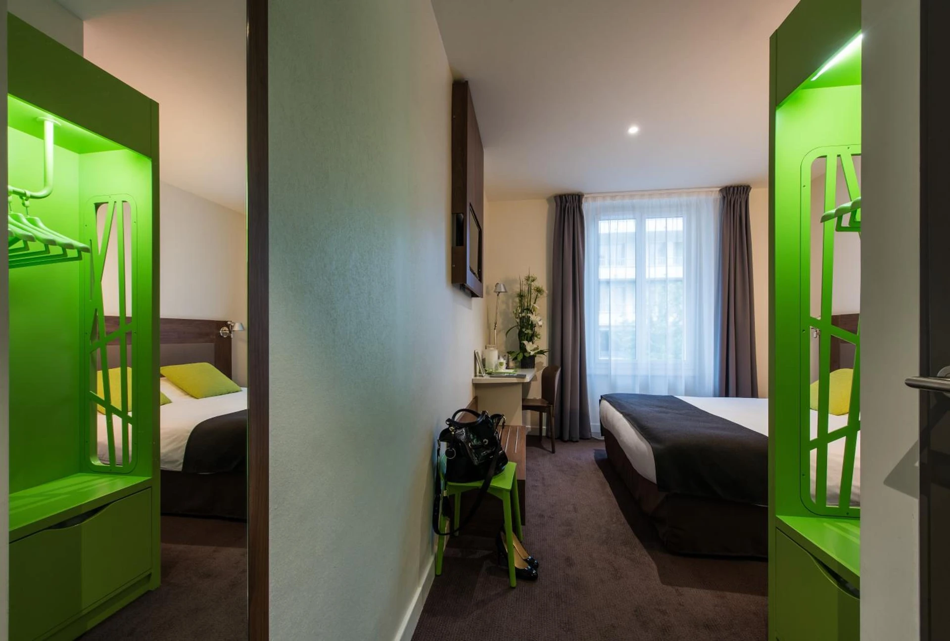 Magnifique chambre pour un séminaire d'entreprise à Campanile Annecy Centre - Gare - Annecy