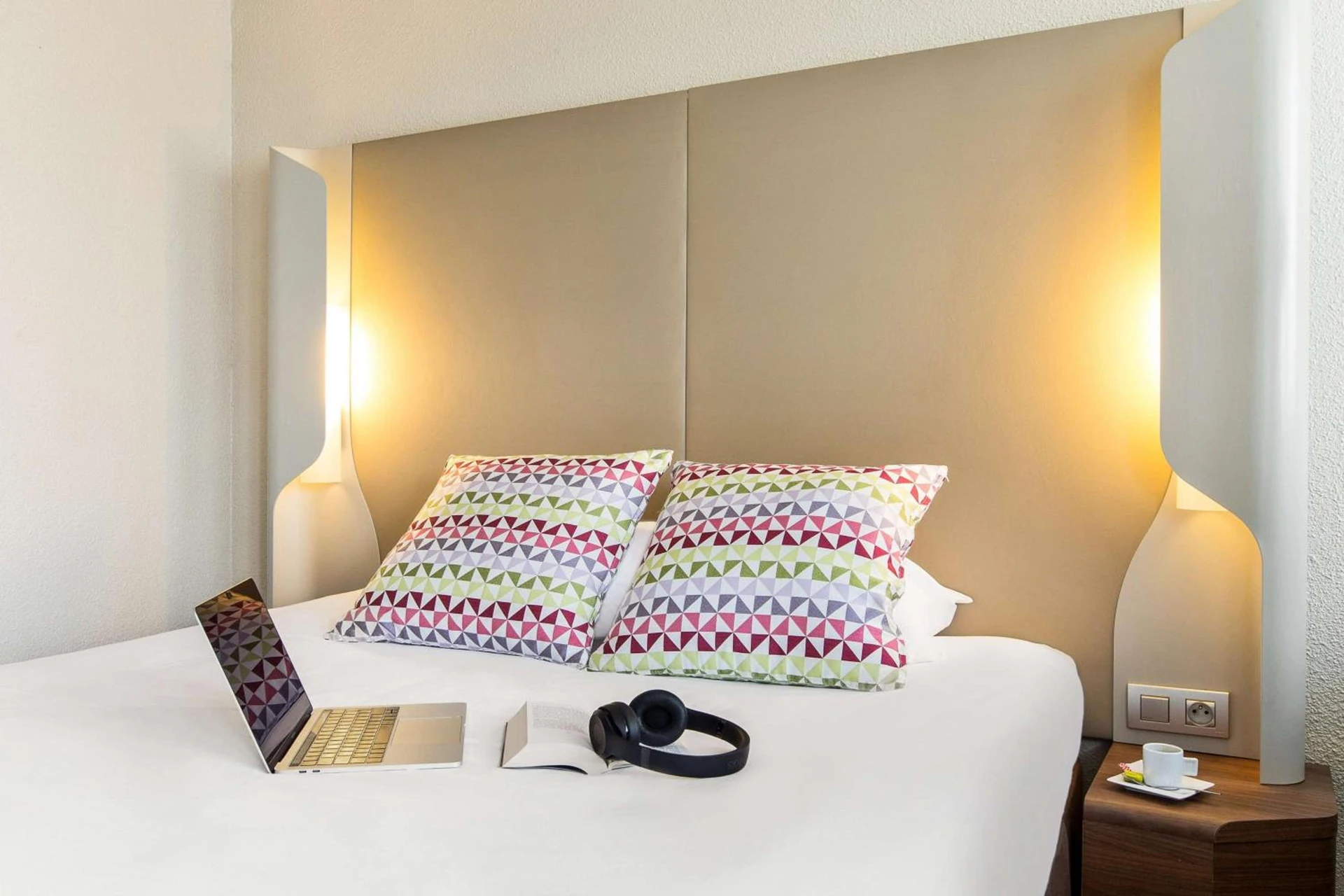 Chambre disponible pour un séminaire d'entreprise à Campanile Annecy - Cran Gevrier - Annecy