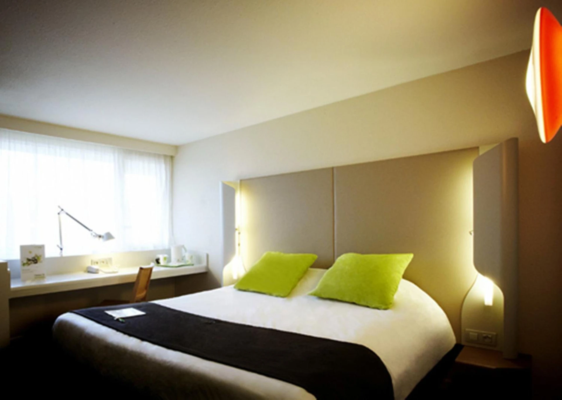 Magnifique chambre pour un séminaire d'entreprise à Campanile Bordeaux Nord - Le Lac - Bordeaux