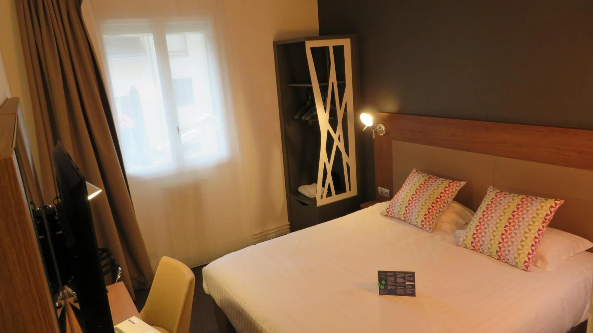 Magnifique chambre pour un séminaire d'entreprise à Campanile Chartres Centre - Gare - Cathédrale - Chartres