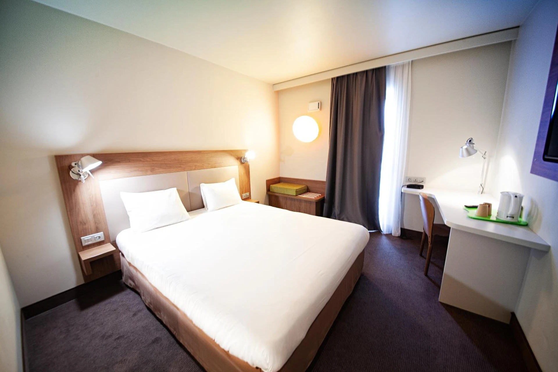 Chambre disponible pour un séminaire d'entreprise à Campanile Clermont Ferrand Centre - Clermont-Ferrand