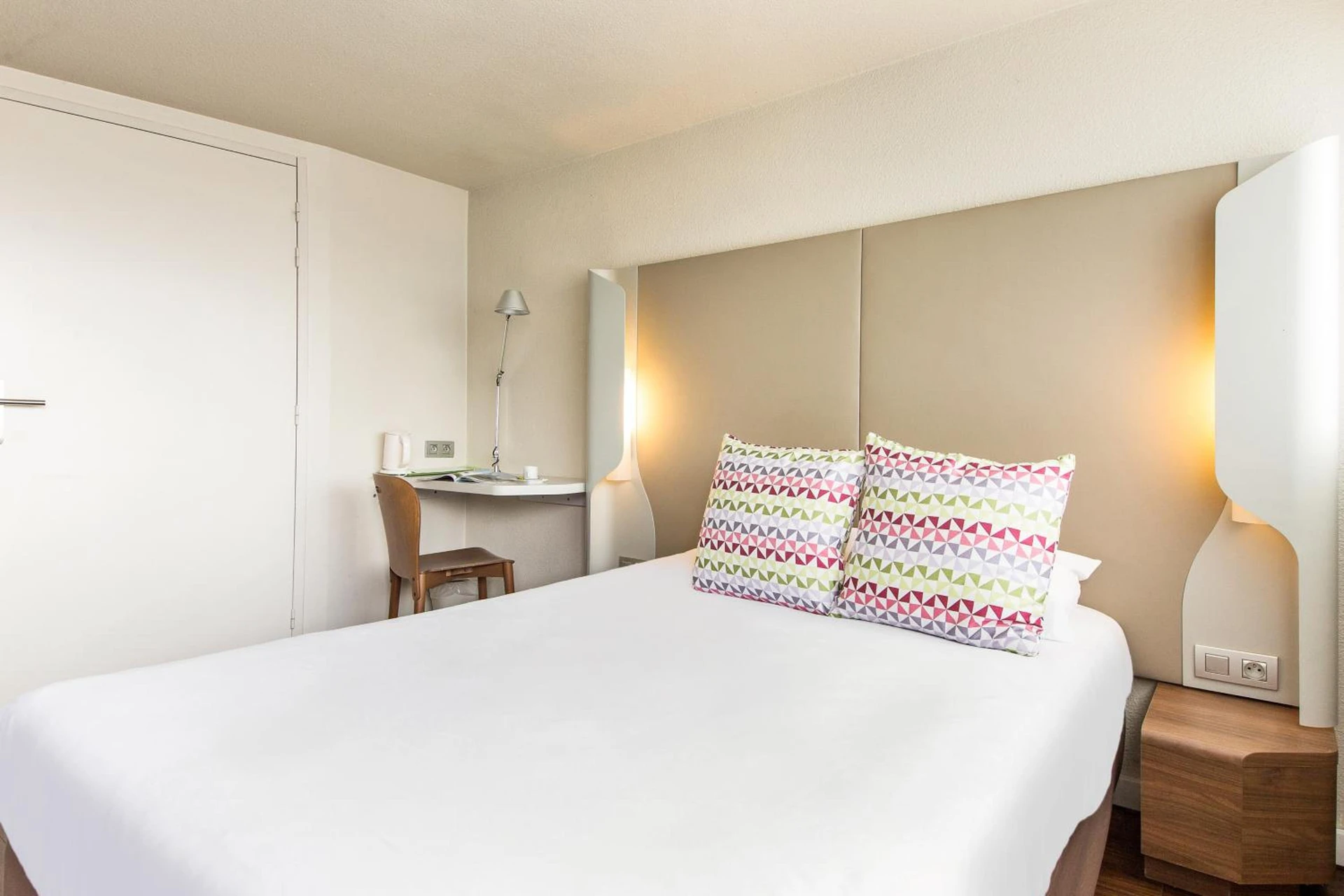 Chambre disponible pour un séminaire d'entreprise à Campanile Conflans-Sainte-Honorine - Conflans-Sainte-Honorine
