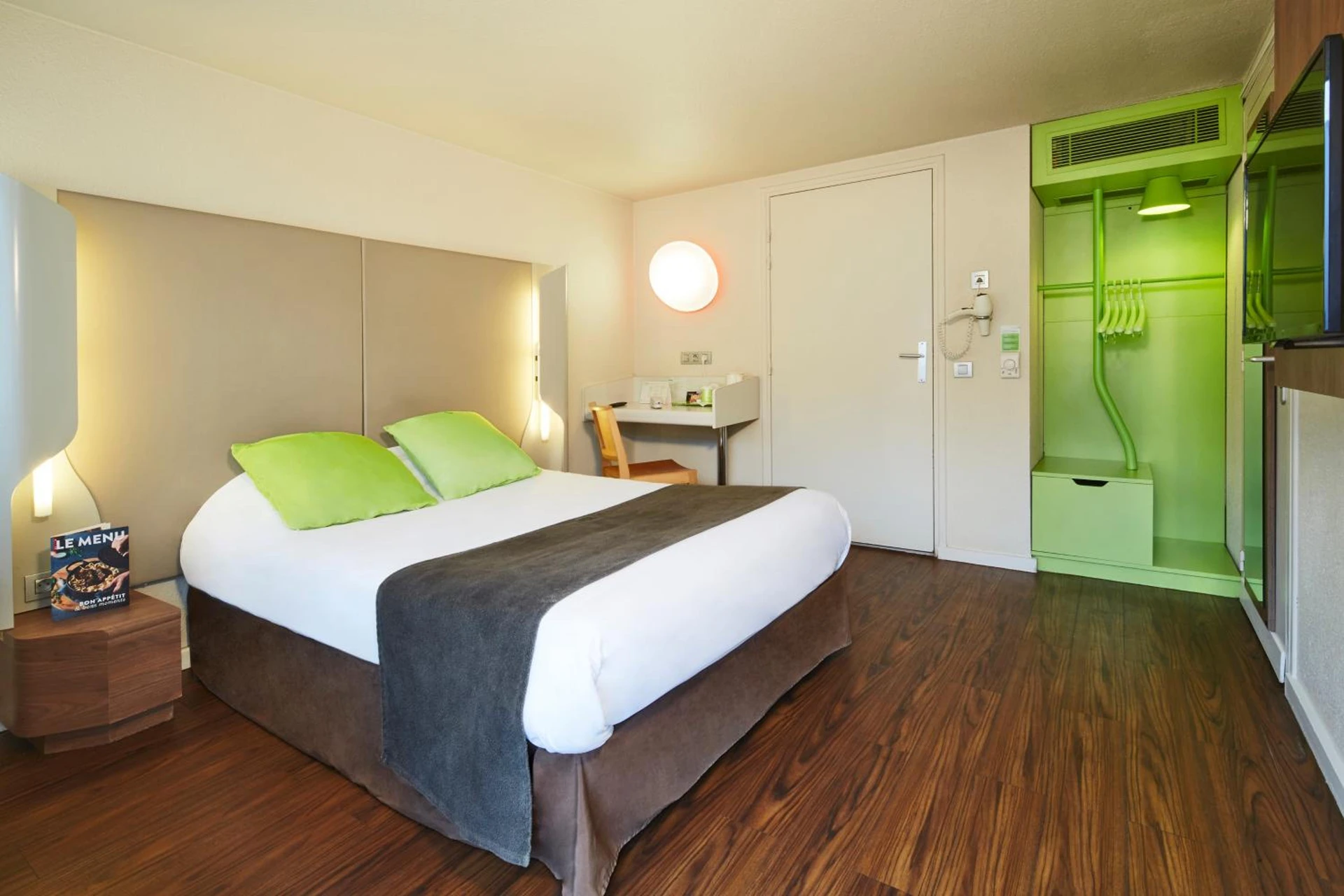 Chambre disponible pour un séminaire d'entreprise à Campanile Epône - Épône