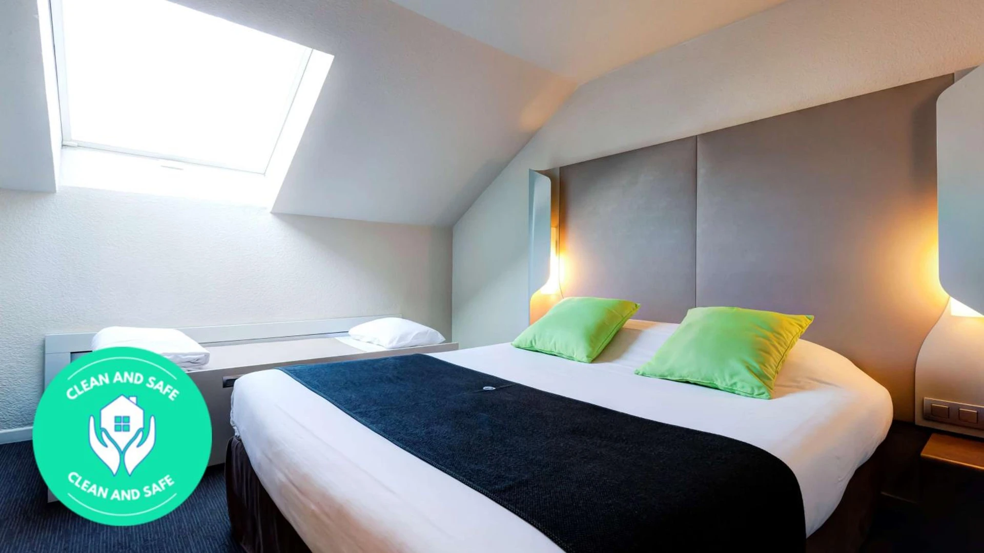 Magnifique chambre pour un séminaire d'entreprise à Campanile Evry Ouest - Corbeil Essonnes - Corbeil-Essonnes