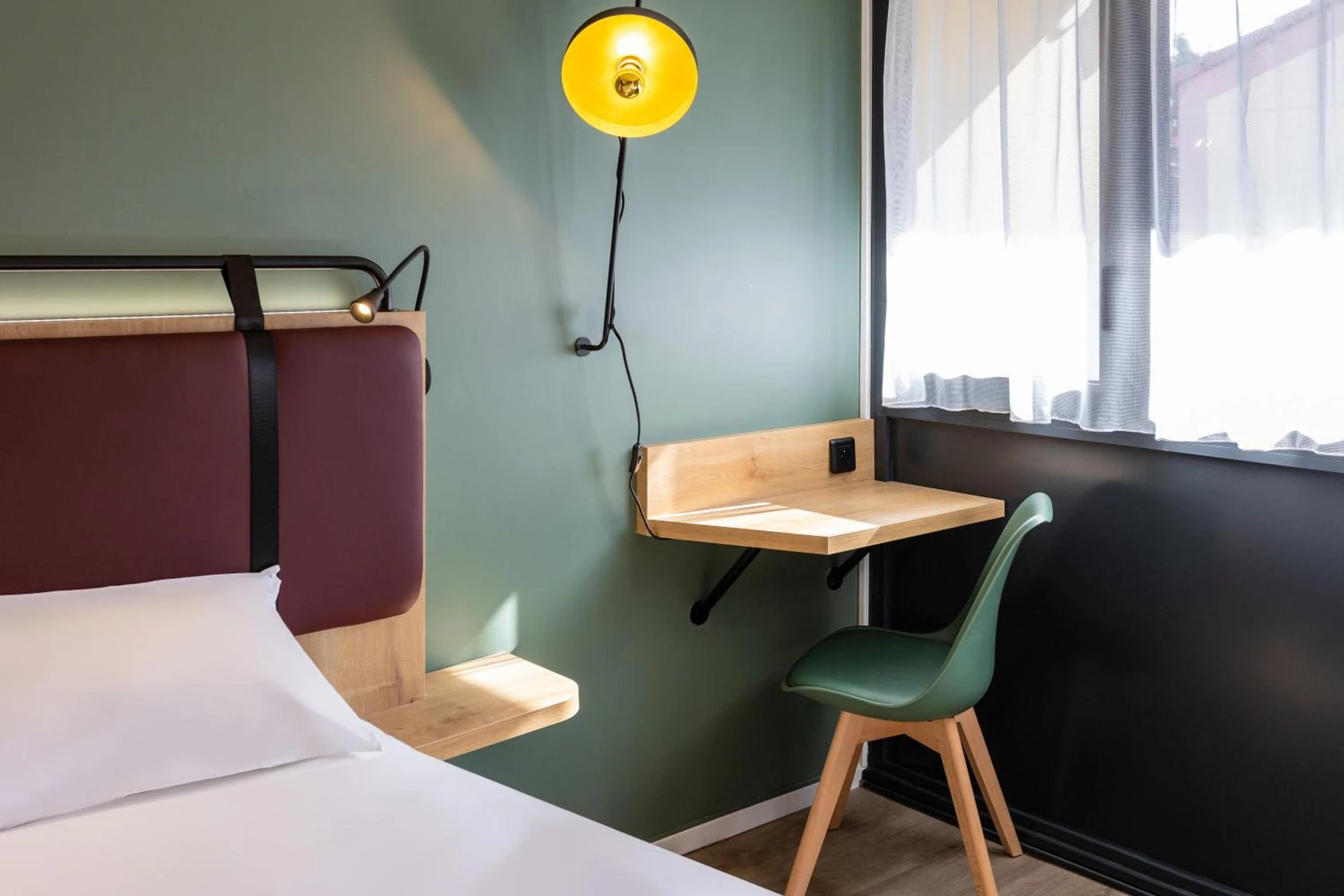 Magnifique chambre pour un séminaire d'entreprise à Campanile La Rochelle Nord - Puilboreau Chagnolet - Puilboreau