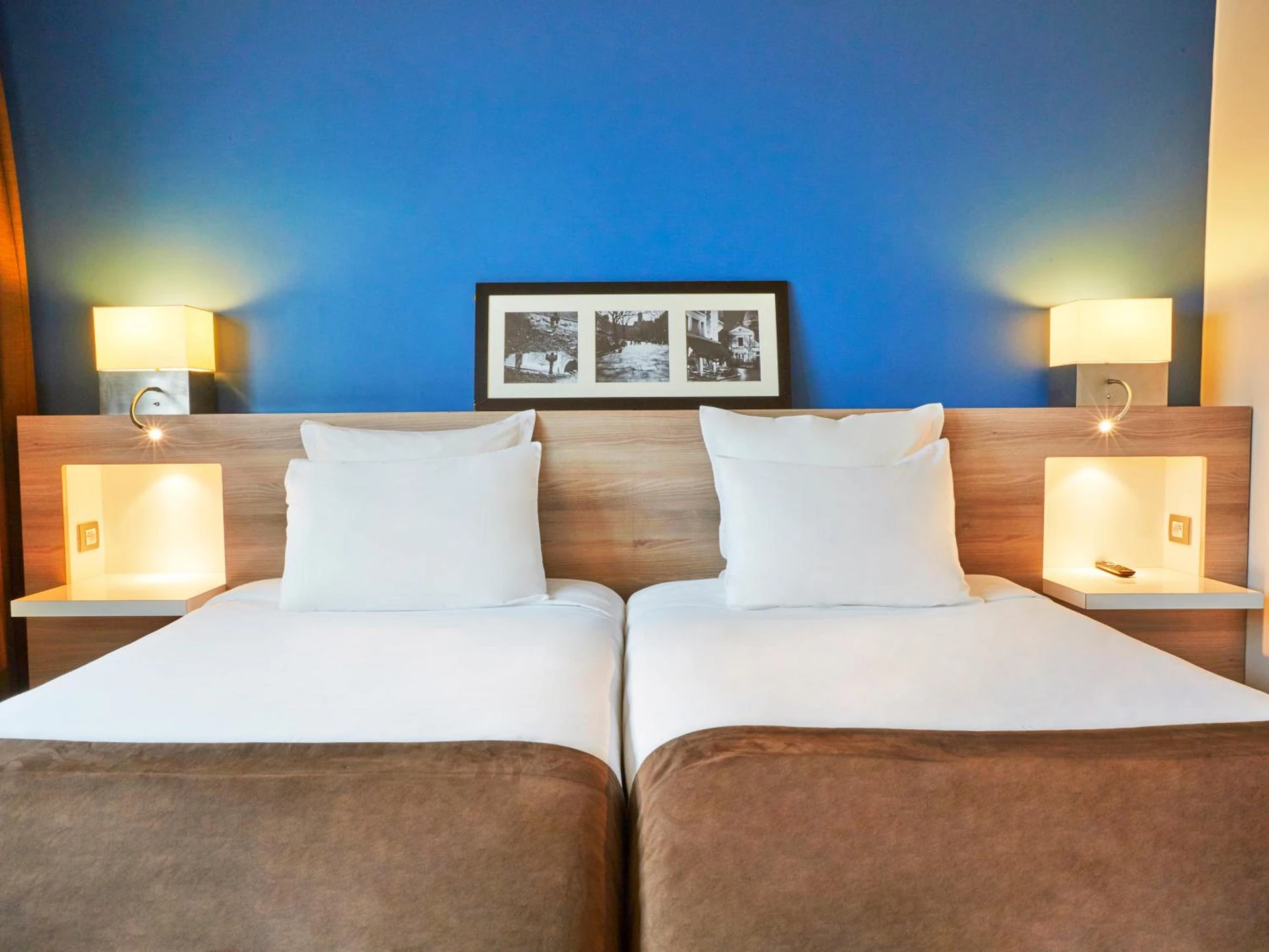 Chambre disponible pour un séminaire d'entreprise à Campanile Le Bourget – Airport - Varennes-Vauzelles