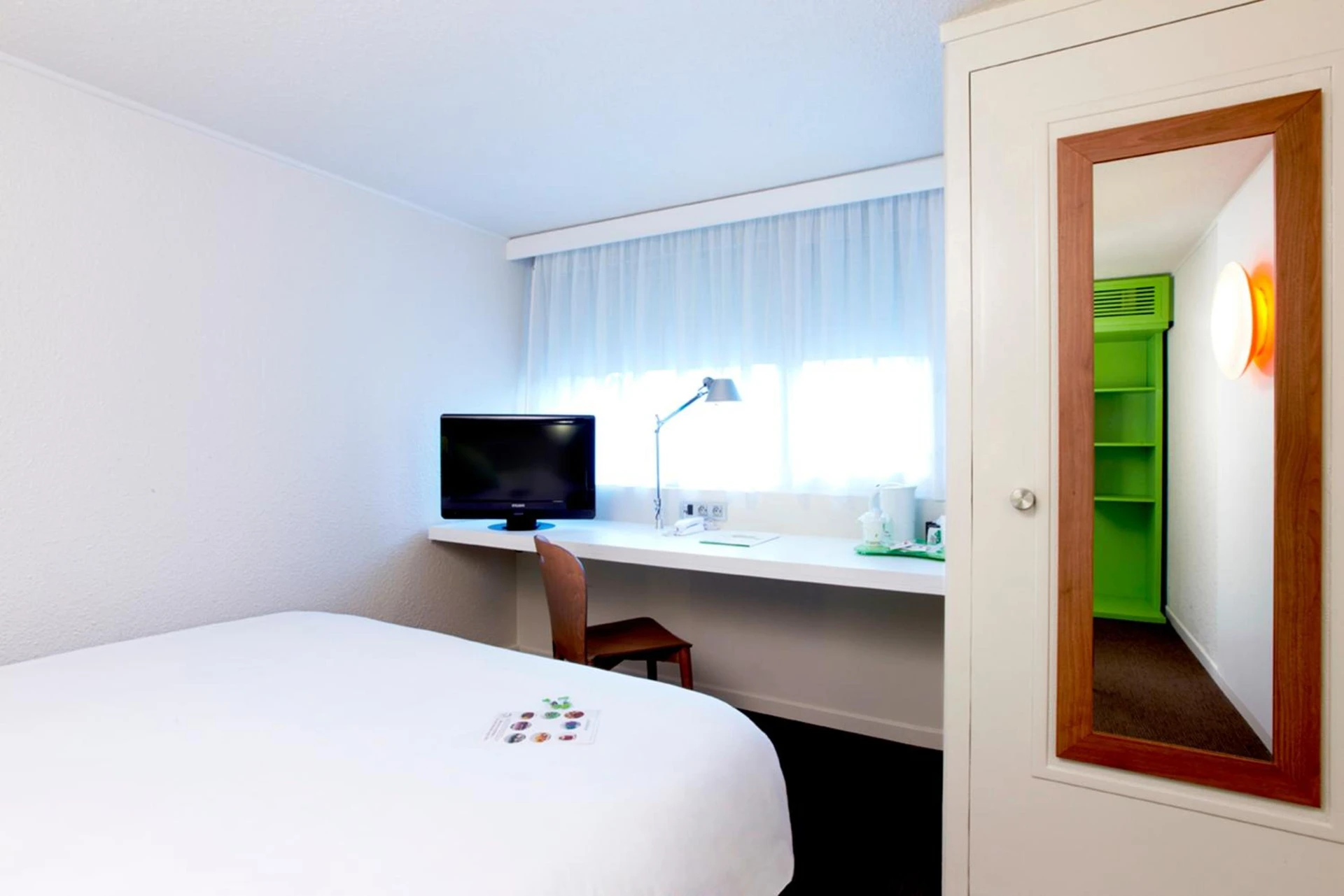 Magnifique chambre pour un séminaire d'entreprise à Campanile Lens - La Chomette
