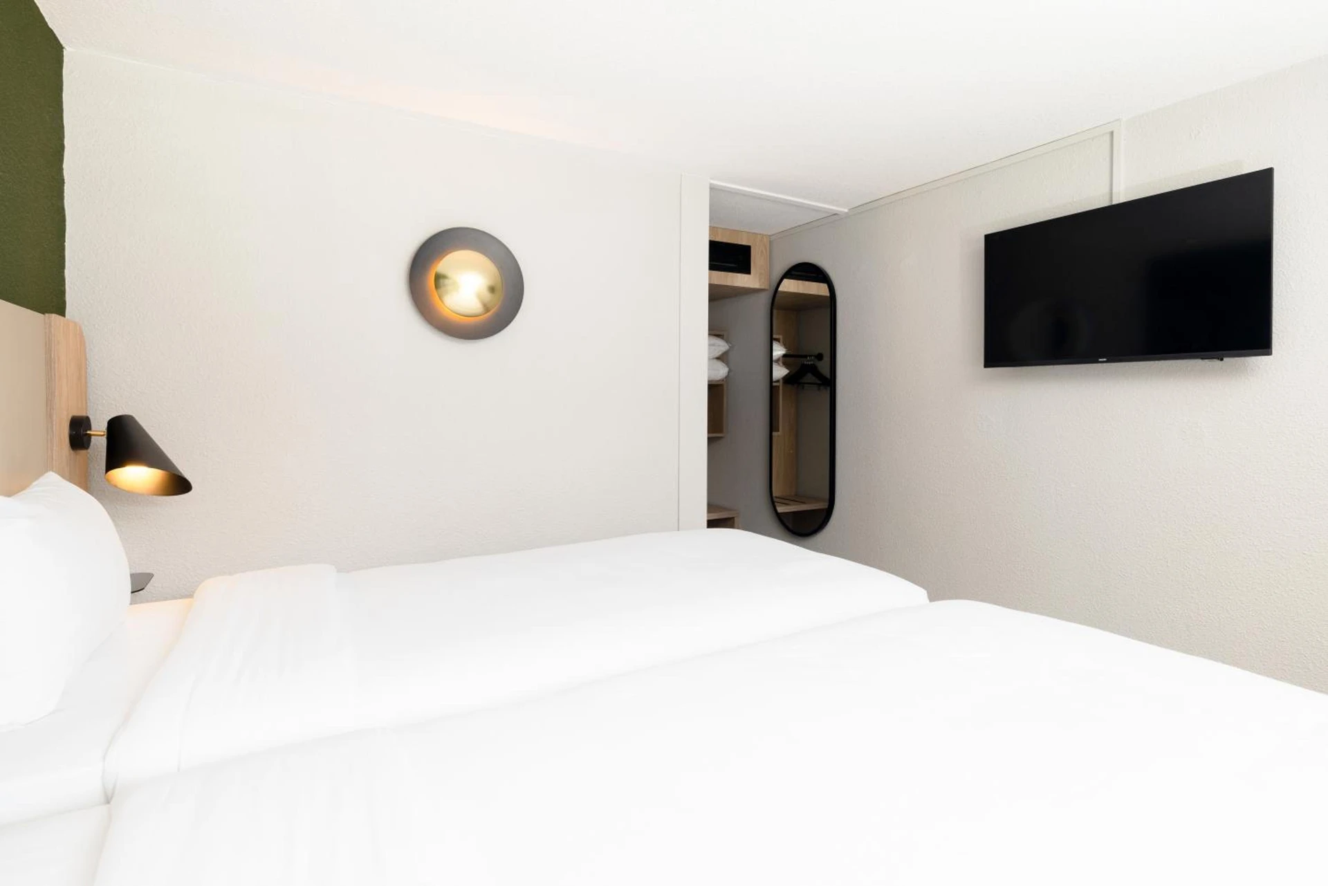 Chambre disponible pour un séminaire d'entreprise à Campanile Les Ulis - Courtaboeuf - Saint-Jacques-de-la-Lande