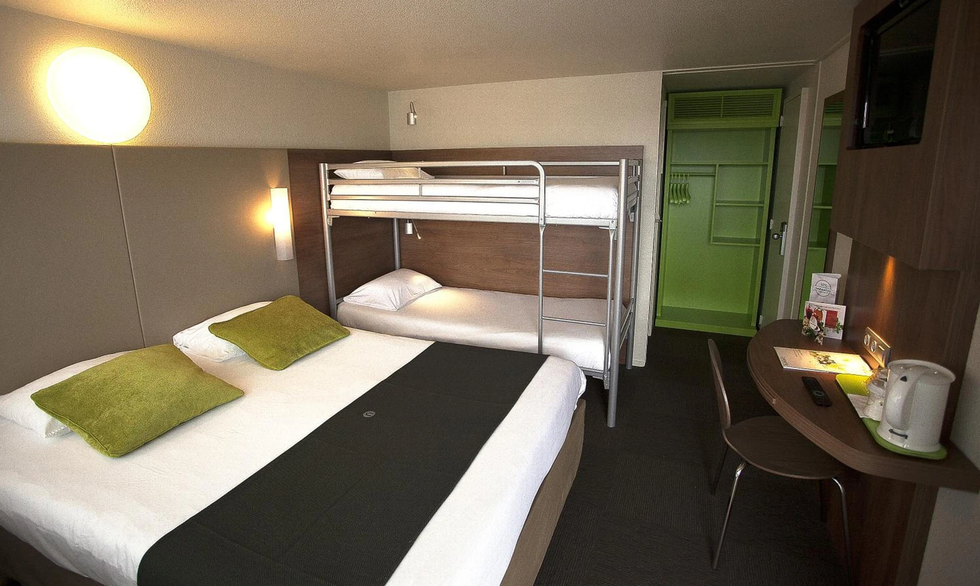 Chambre disponible pour un séminaire d'entreprise à Hôtel Campanile Strasbourg Aéroport Lingolsheim - Strasbourg