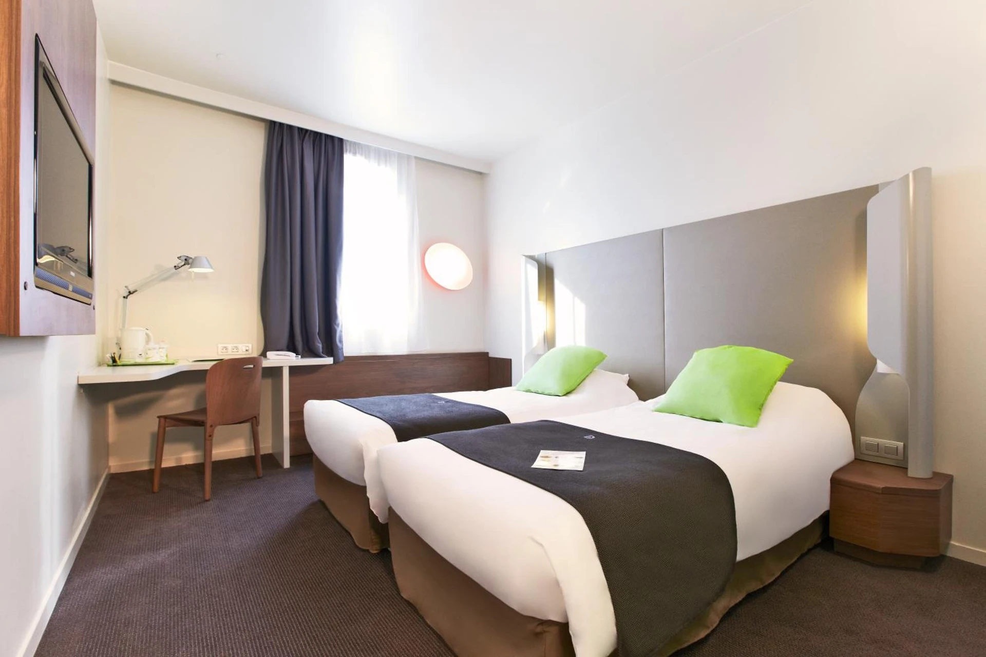 Chambre disponible pour un séminaire d'entreprise à Campanile Lyon Ouest Tassin - Tassin-la-Demi-Lune