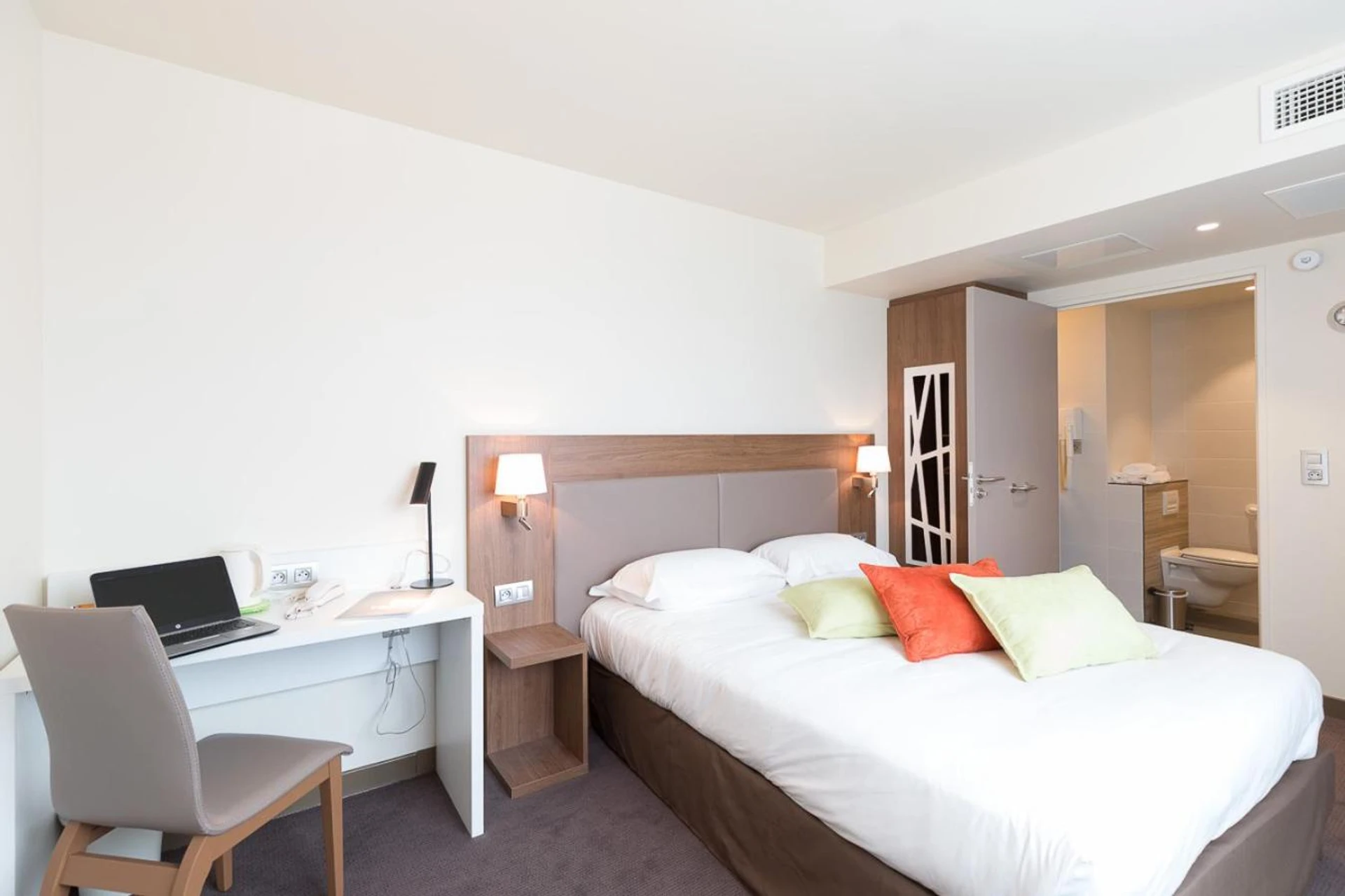 Chambre disponible pour un séminaire d'entreprise à Campanile Metz Centre - Gare - Metz