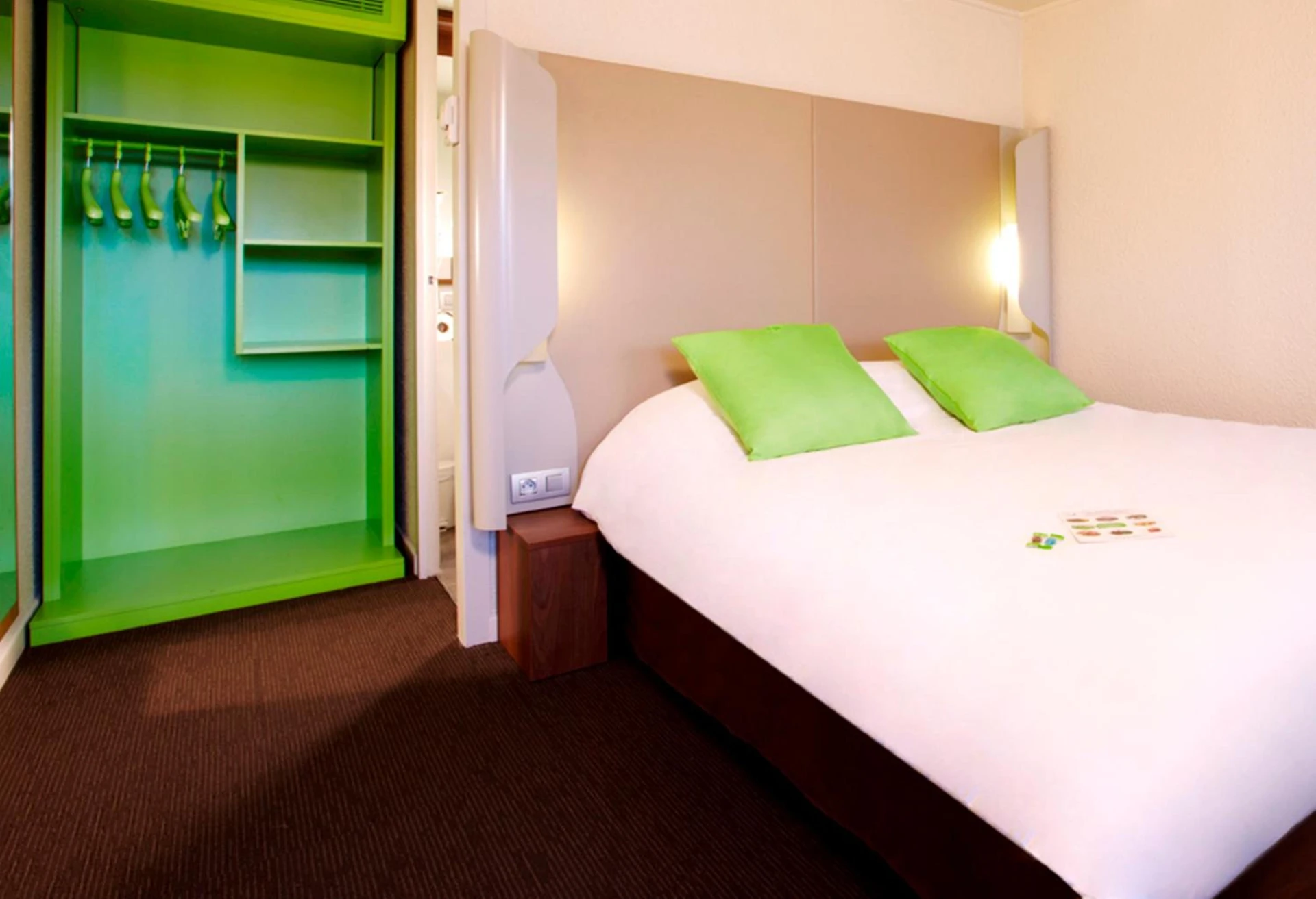 Chambre disponible pour un séminaire d'entreprise à Campanile Metz Est Technopole - Restaurant - Metz