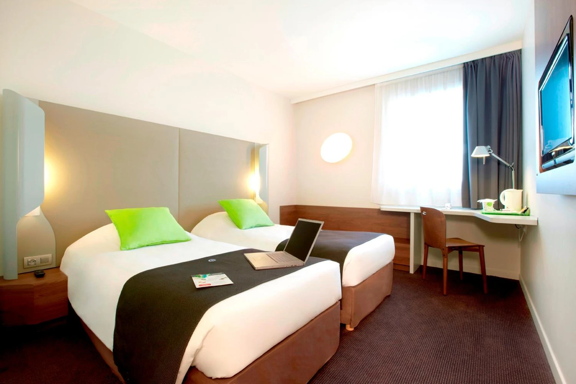 Magnifique chambre pour un séminaire d'entreprise à Campanile Montbéliard - Sochaux - Sochaux