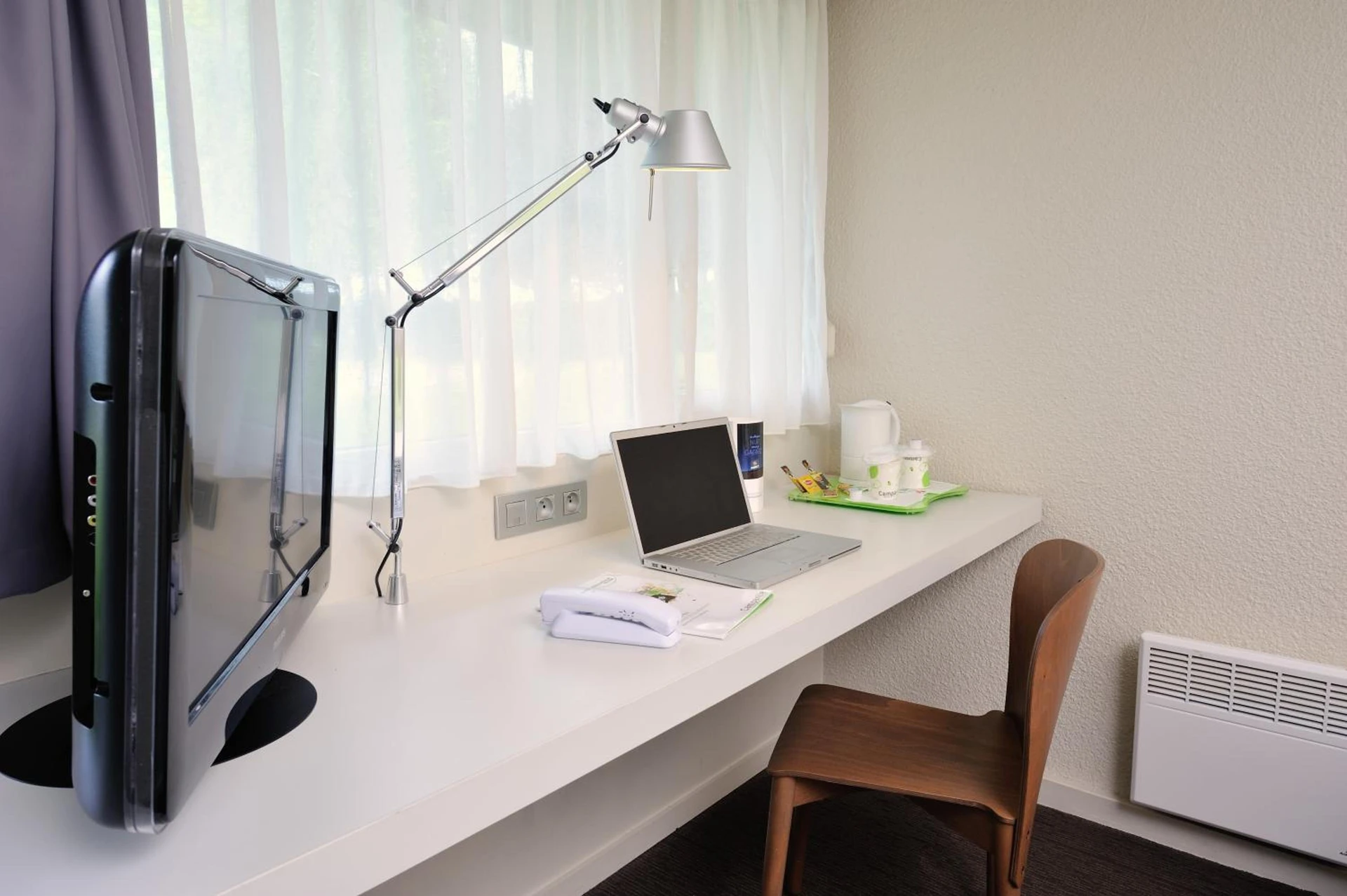 Chambre disponible pour un séminaire d'entreprise à Campanile Montélimar Nord - A7 sortie 17 - Les Tourrettes