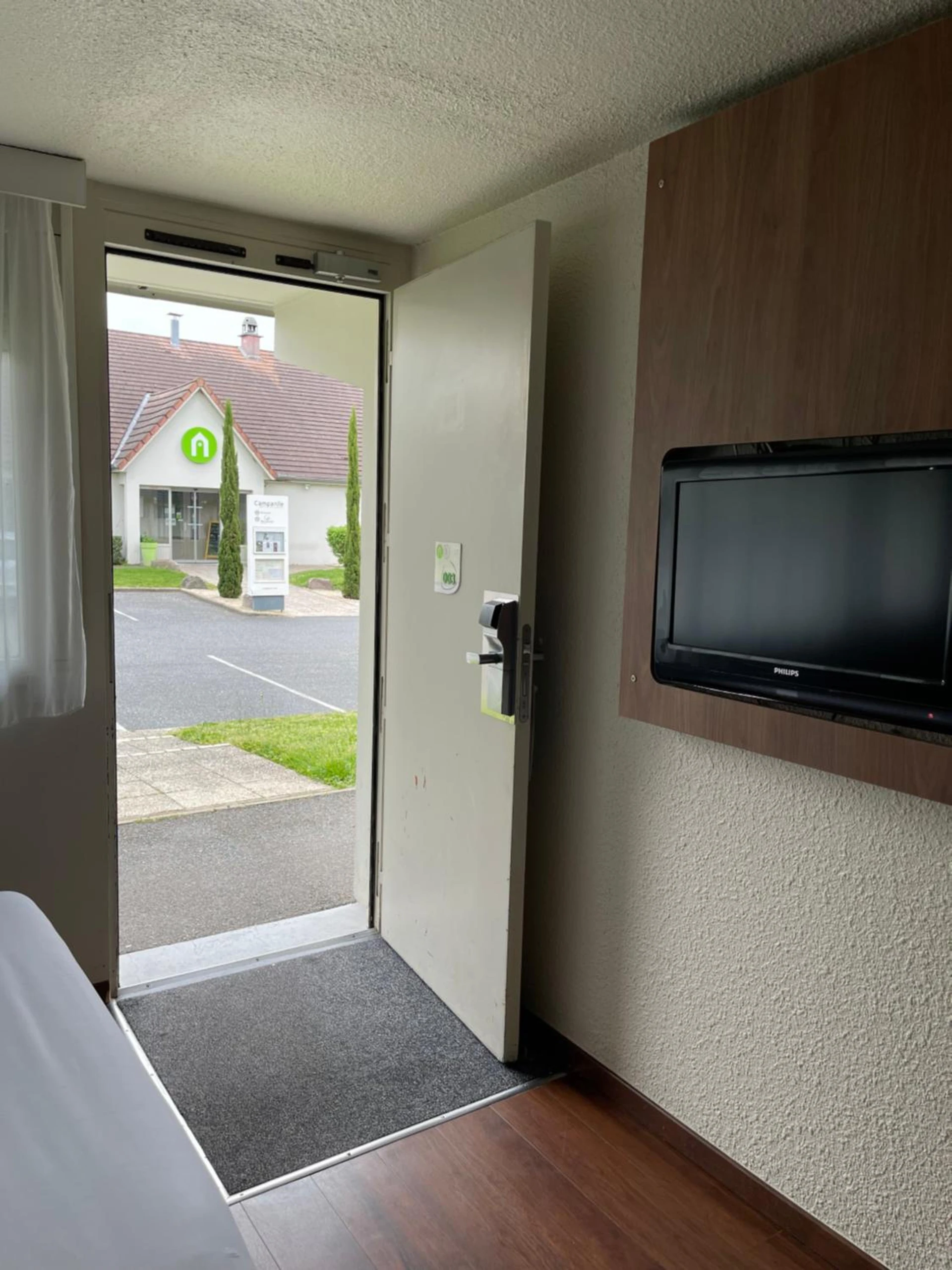 Chambre disponible pour un séminaire d'entreprise à Campanile Montluçon ~ Saint-Victor - Saint-Victor