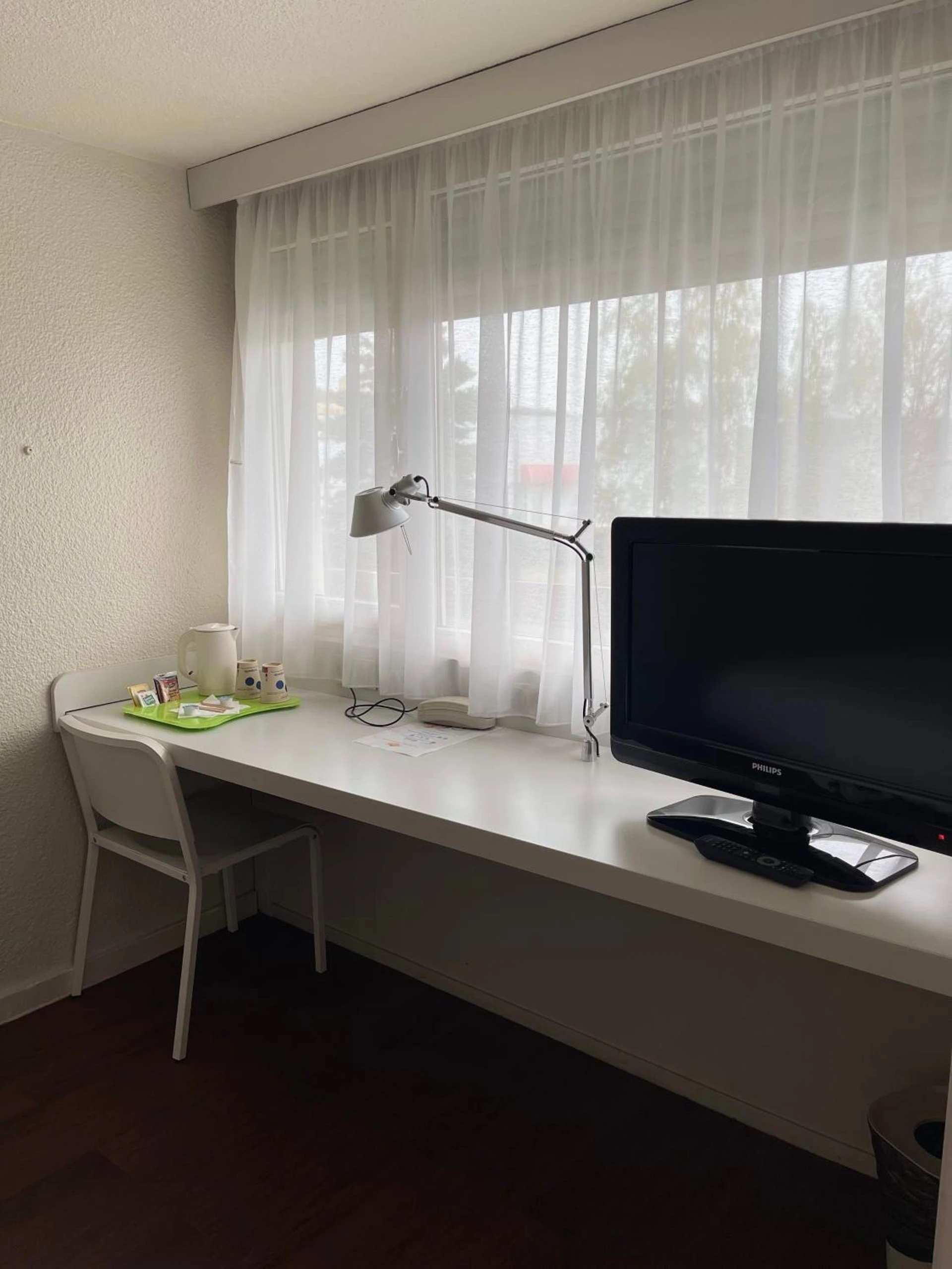 Chambre disponible pour un séminaire d'entreprise à Campanile Montluçon ~ Saint-Victor - Saint-Victor