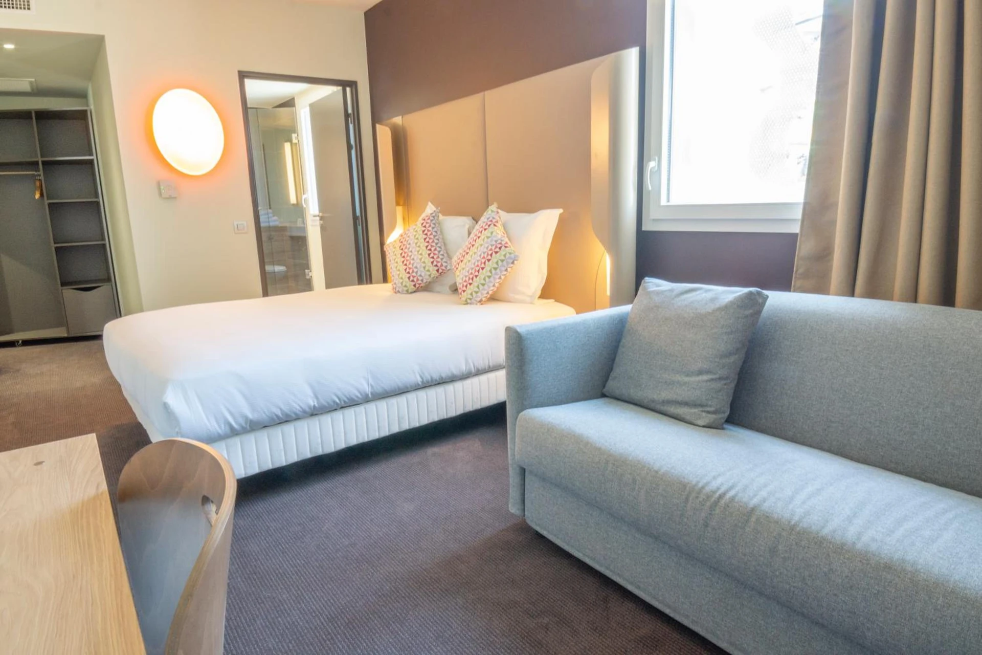 Magnifique chambre pour un séminaire d'entreprise à Hotel Campanile Montpellier Centre St Roch - Paris