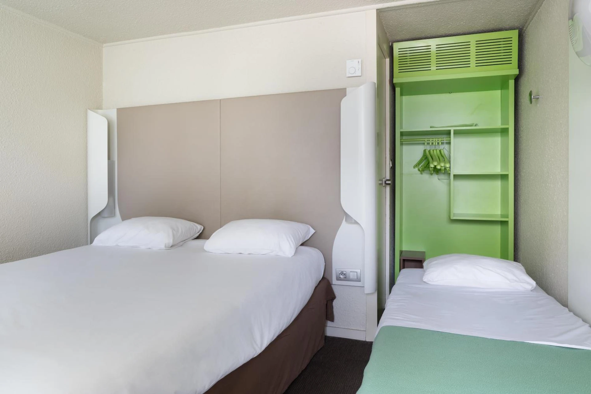Magnifique chambre pour un séminaire d'entreprise à Campanile Morangis Orly - Morangis