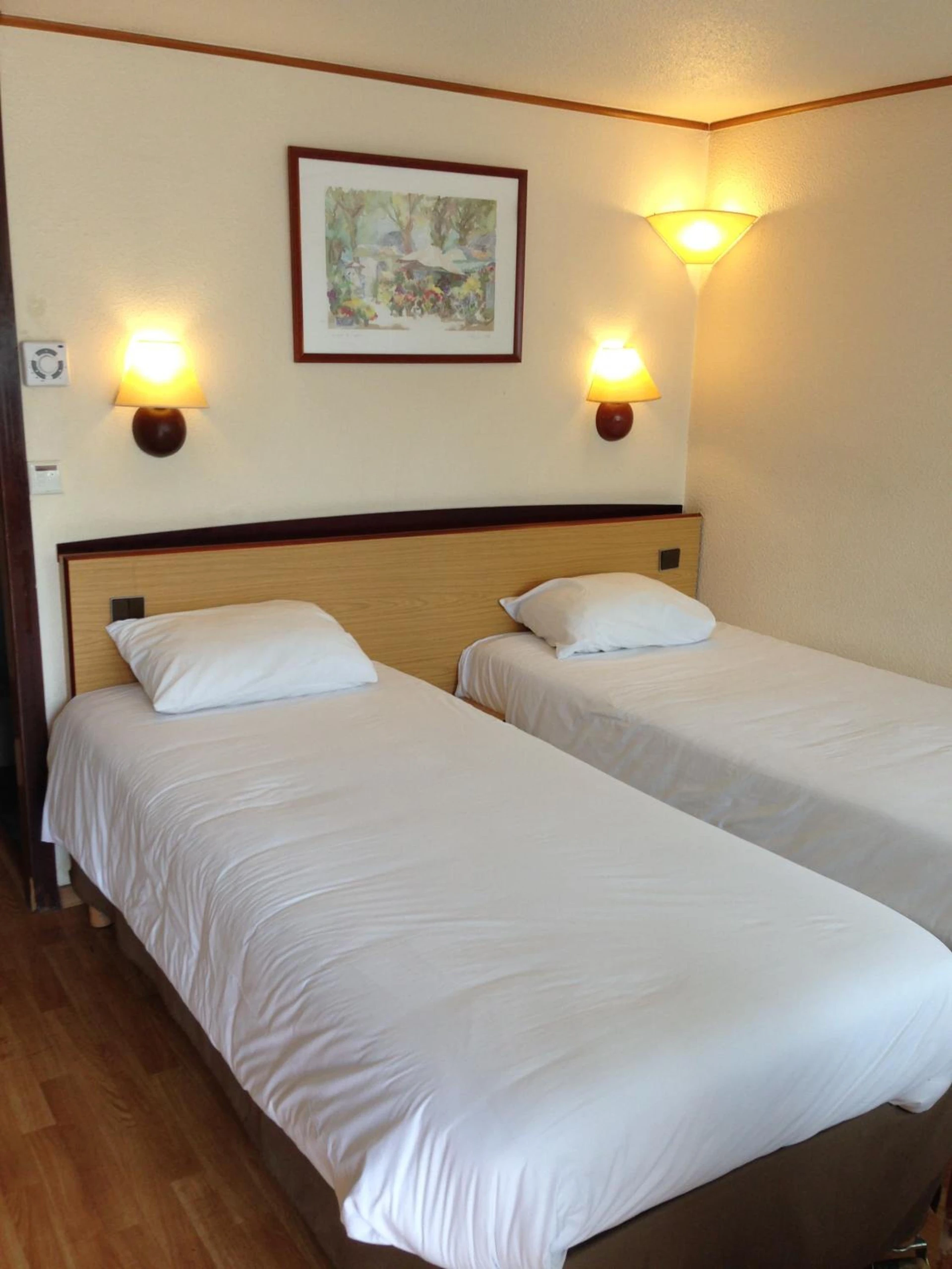 Chambre disponible pour un séminaire d'entreprise à Campanile Mulhouse - Illzach Ile Napoléon - Illzach