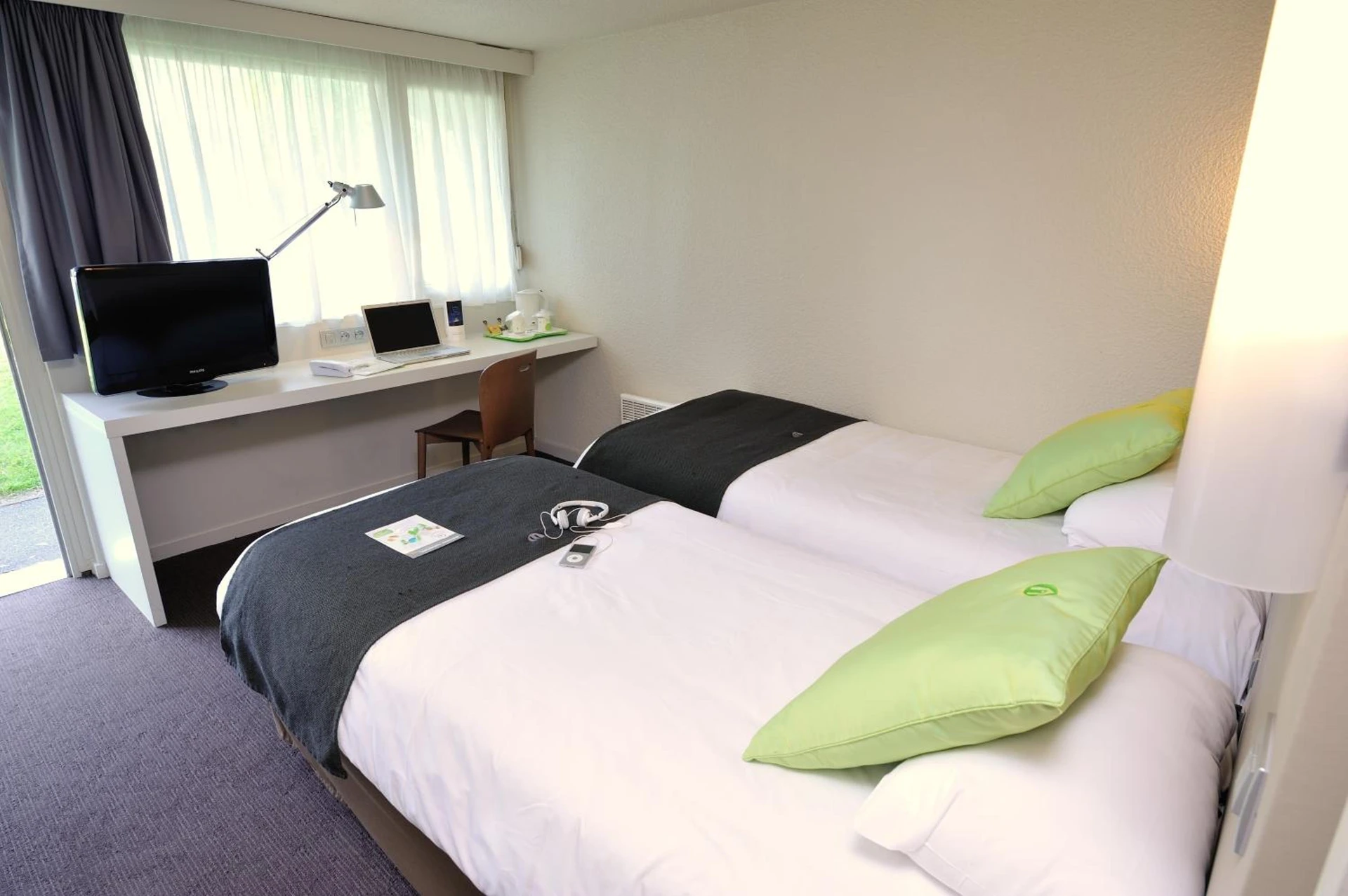 Chambre disponible pour un séminaire d'entreprise à Campanile Orléans Ouest ~ La Chapelle-St-Mesmin - La Chapelle-Saint-Mesmin
