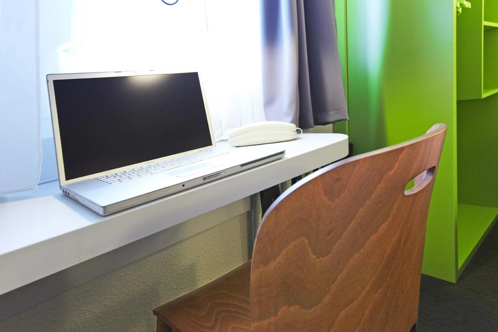 Magnifique chambre pour un séminaire d'entreprise à Campanile Paris Ouest - Nanterre - La Défense - Nanterre