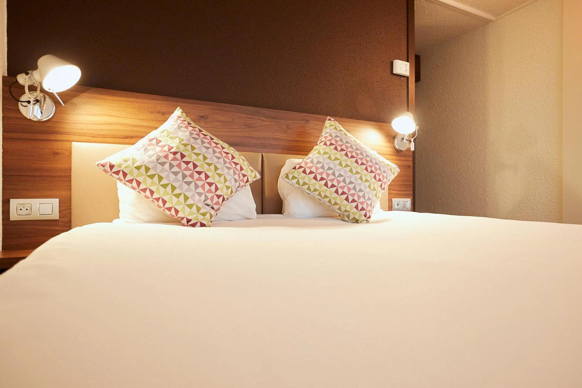 Chambre disponible pour un séminaire d'entreprise à Campanile Pau Est-Bizanos - Pau