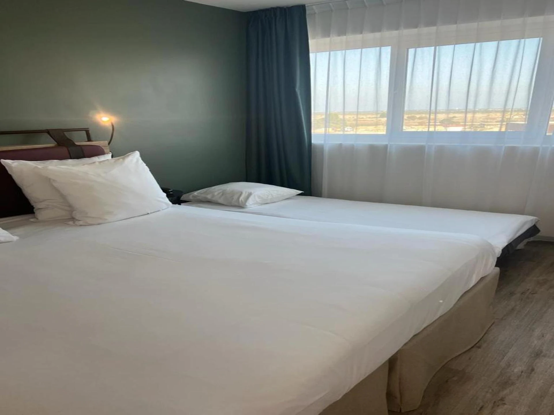 Chambre disponible pour un séminaire d'entreprise à Campanile Perpignan Nord - Aéroport - Rivesaltes